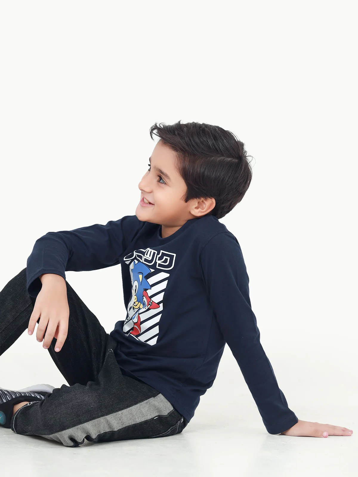 Full Sleeves Graphic Tee - EBTGF22-022 - Image 3