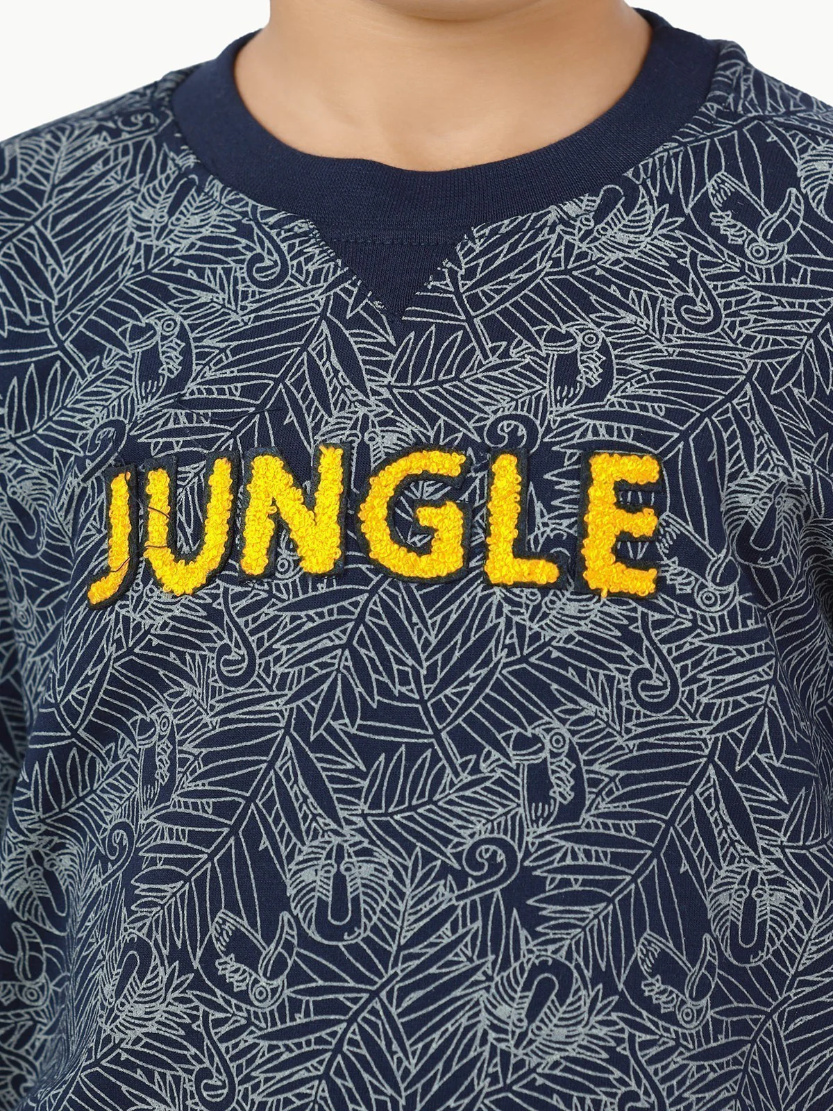 Crew Neck All Over Print Sweatshirt - EBTSS22-008 - Image 4