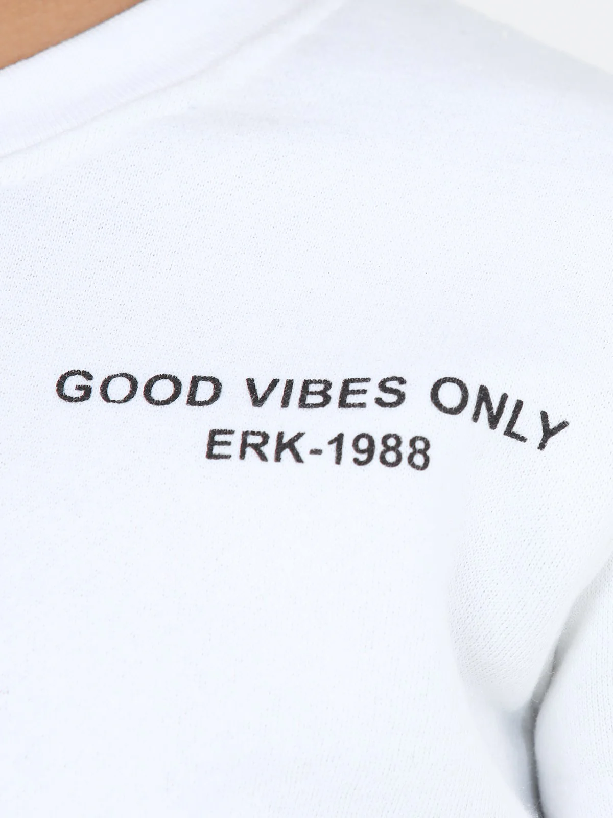 Crew Neck Graphic Sweatshirt - EBTSS22-004 - Image 5