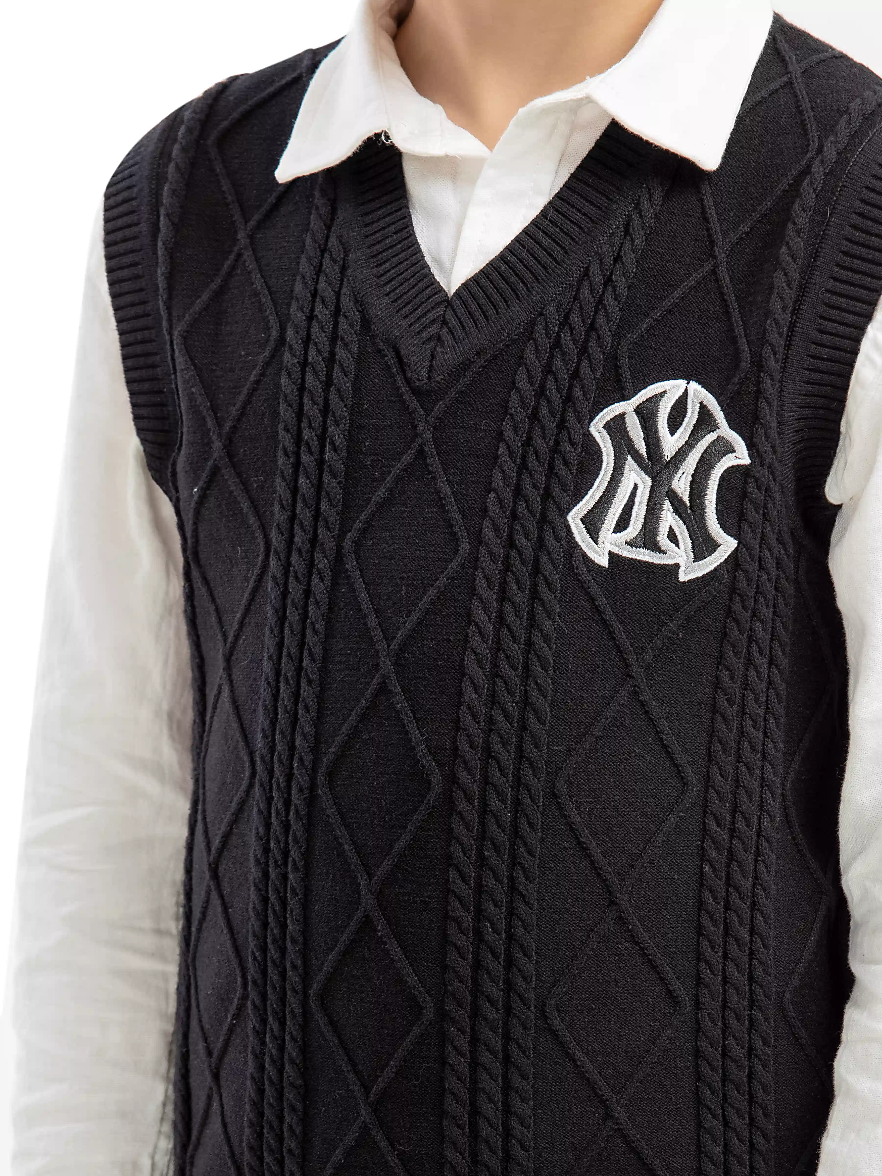Sleeveless Cable Knit Sweater - EBTSWT5-007 - Image 2