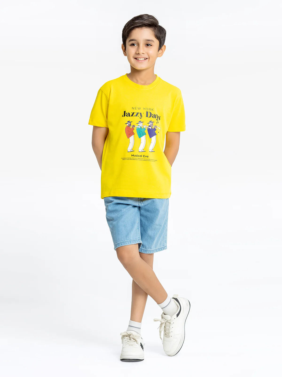 Jazzy Days Graphic Tee - EBTTS24-061