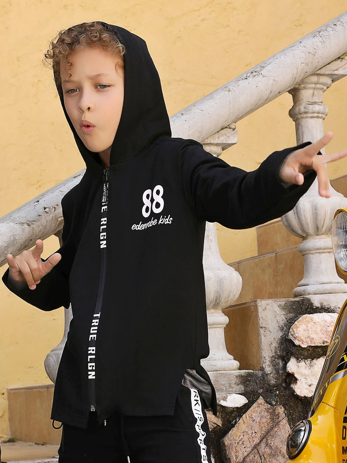 Zipper Hoodie - EBTH18-2438 - Image 2