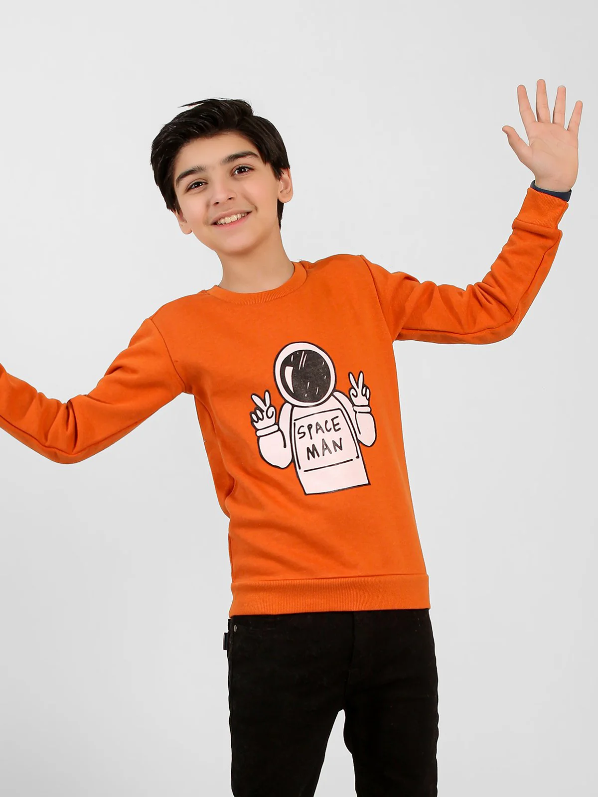 Crew Neck Graphic Sweatshirt - EBTSS20-004