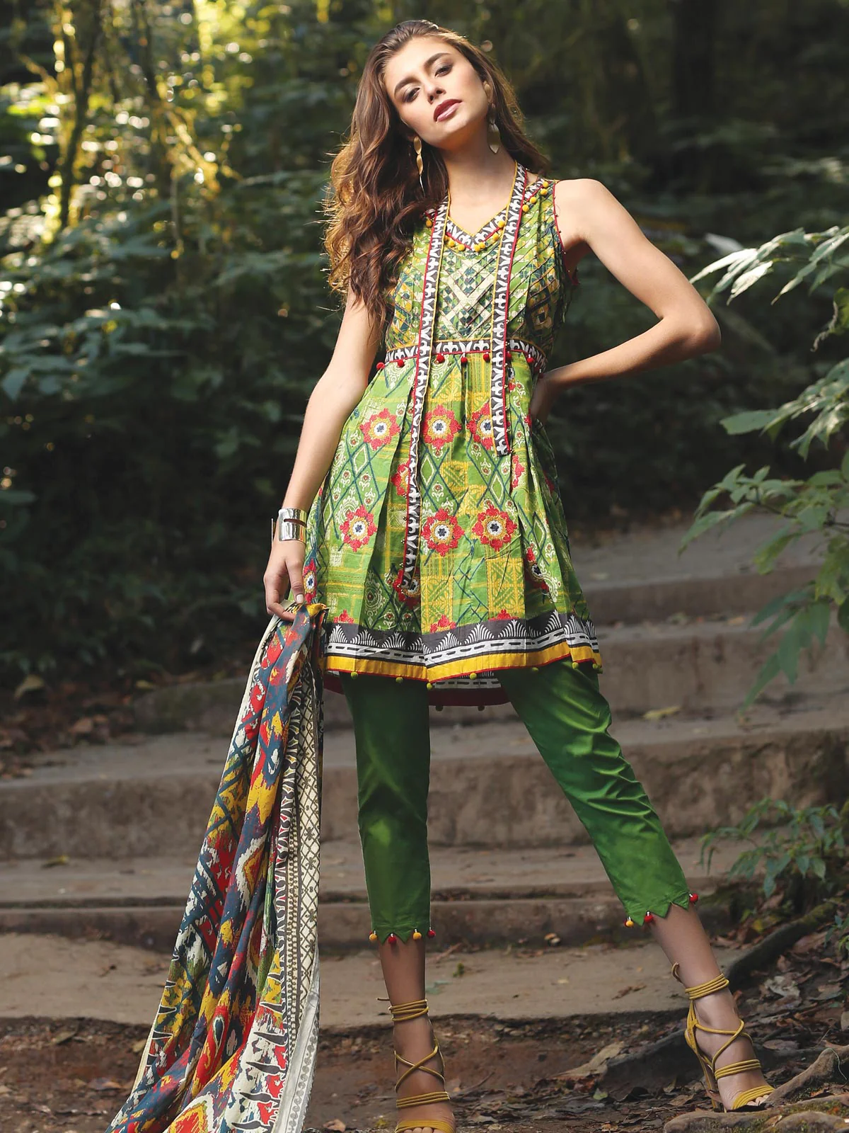 Embroidered Lawn Suit - ELU19V2-19584