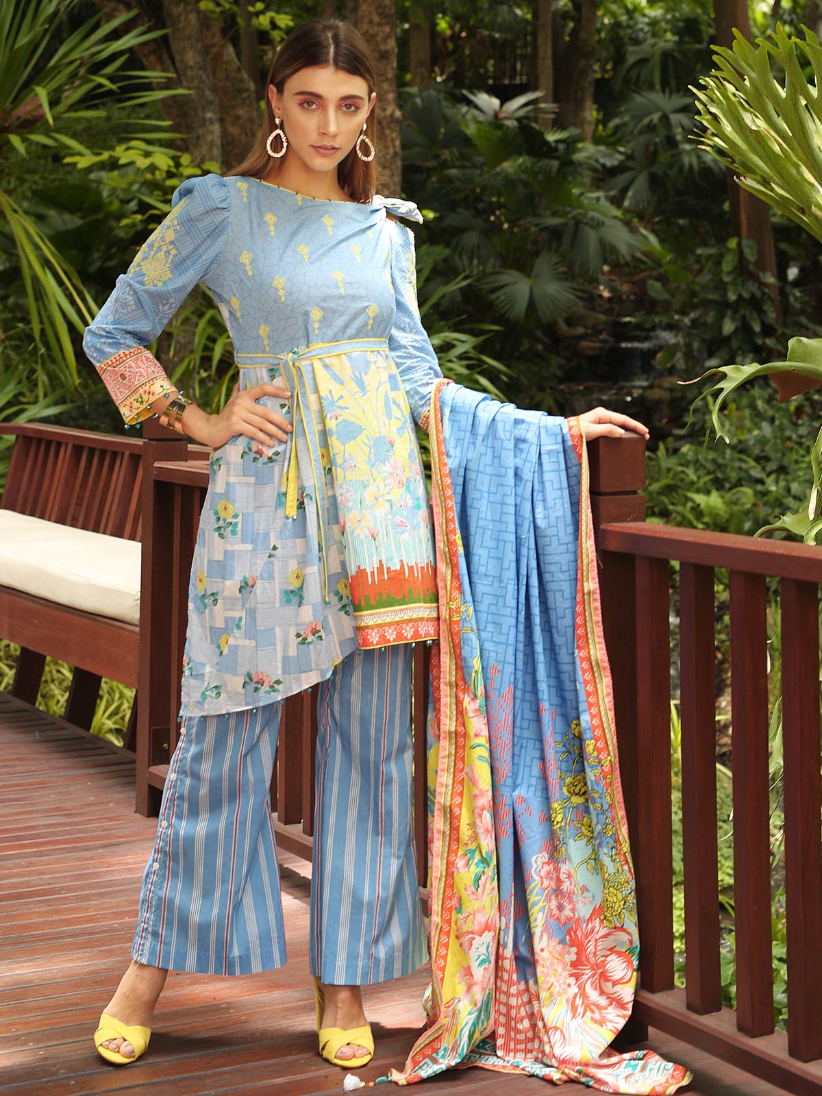 Embroidered Lawn Suit - ELU19V4-19815