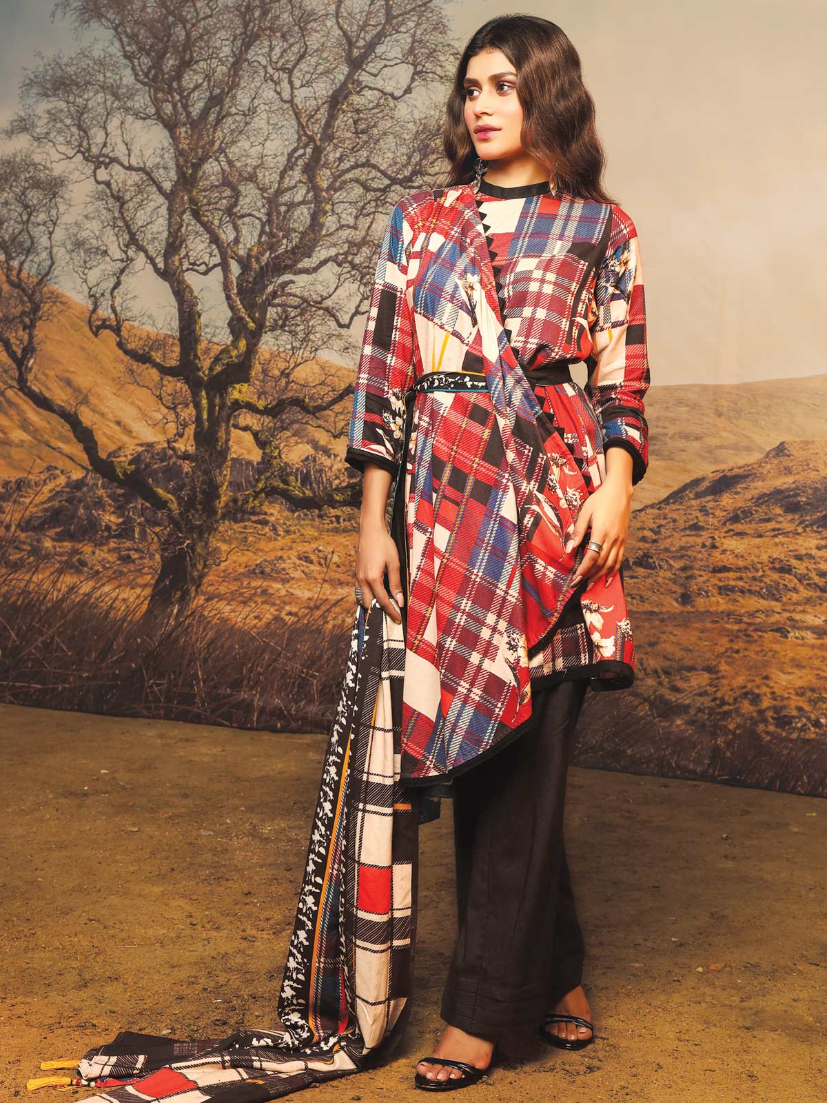 Embroidered Viscose Suit - ELU19W8-19801
