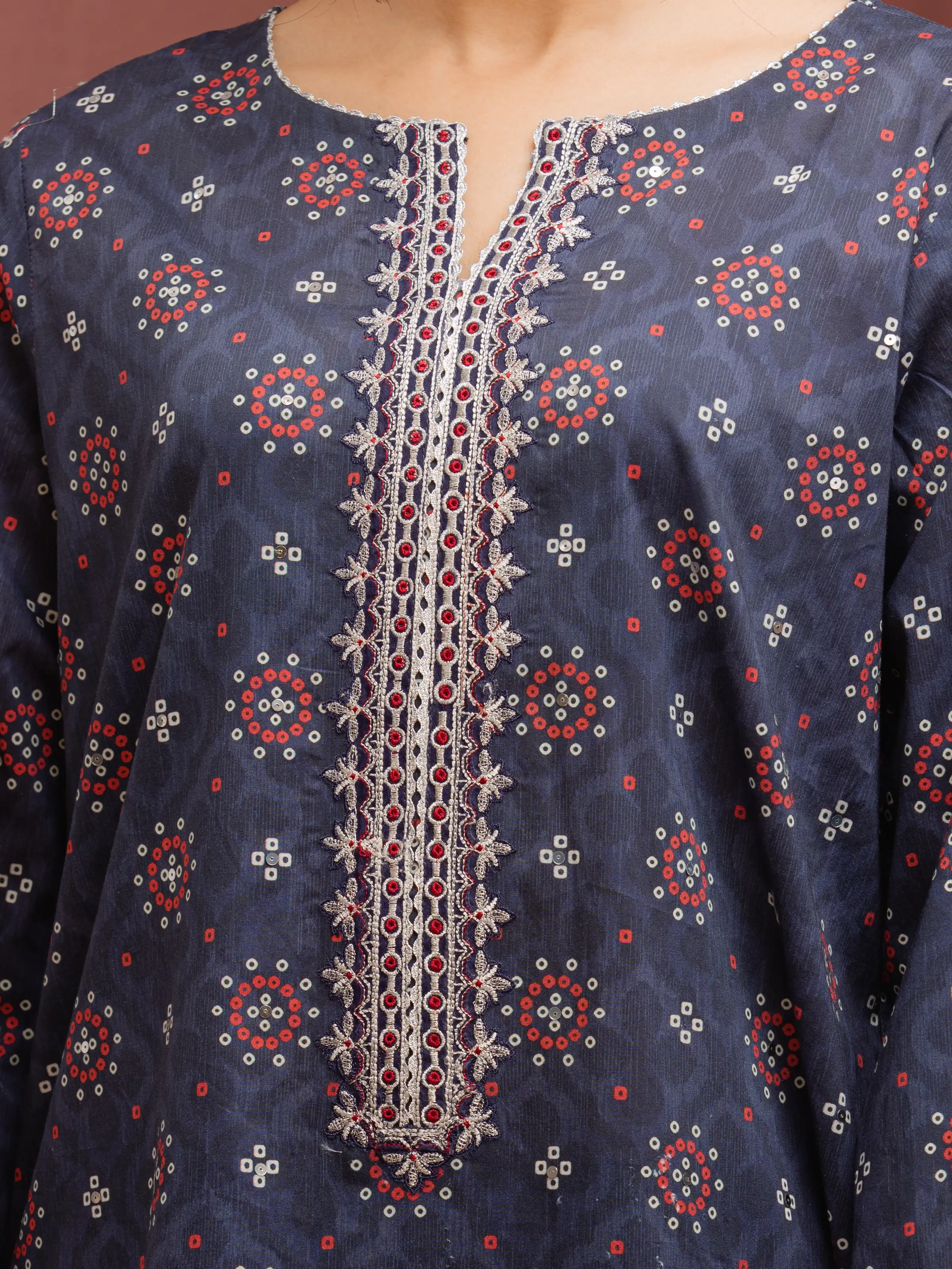 Embroidered Cambric Suit - EWU5V2-31043-3P - Image 2