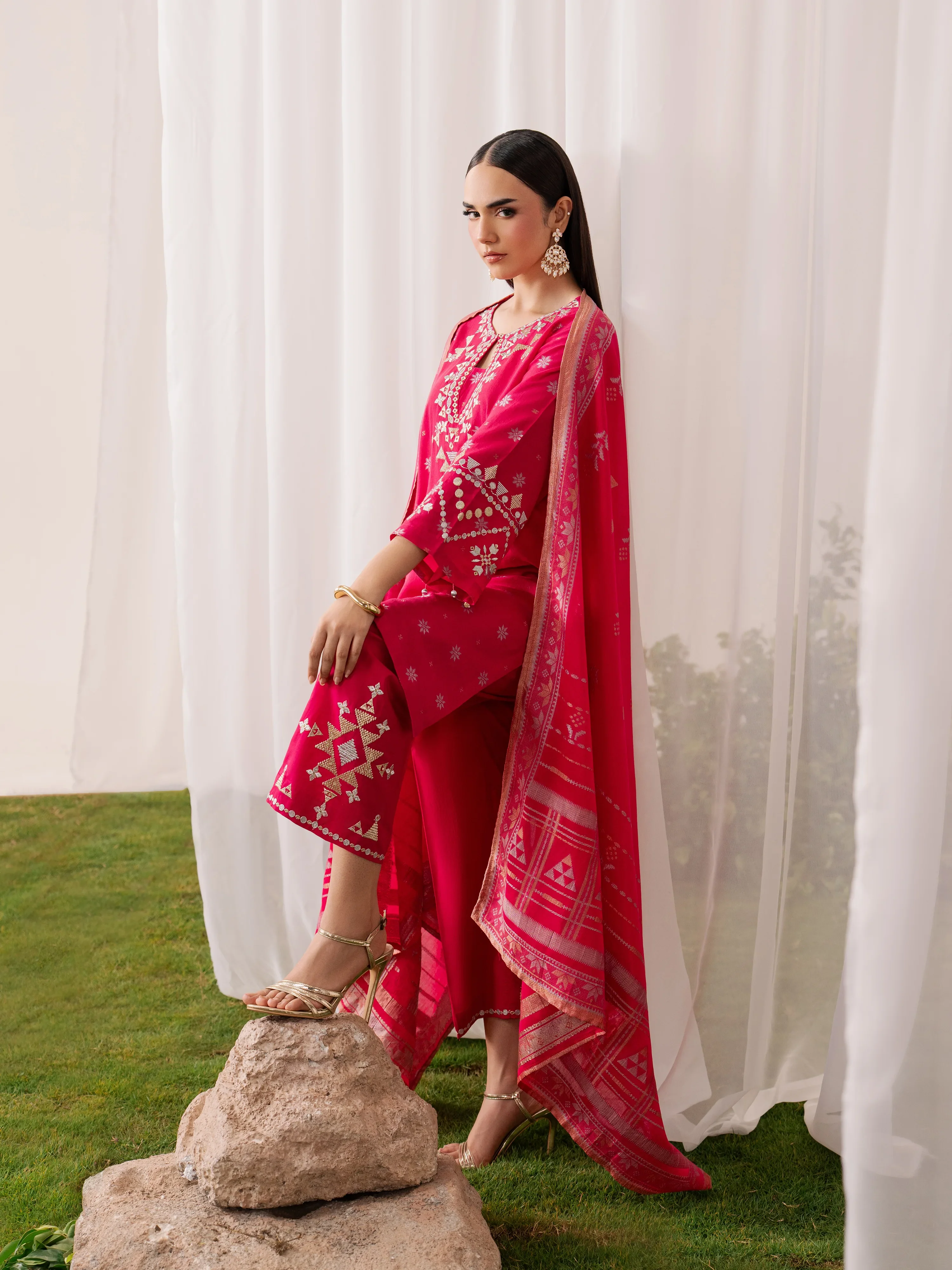 Embroidered Jacquard Suit - EWTKED6-86276-3P - Image 5