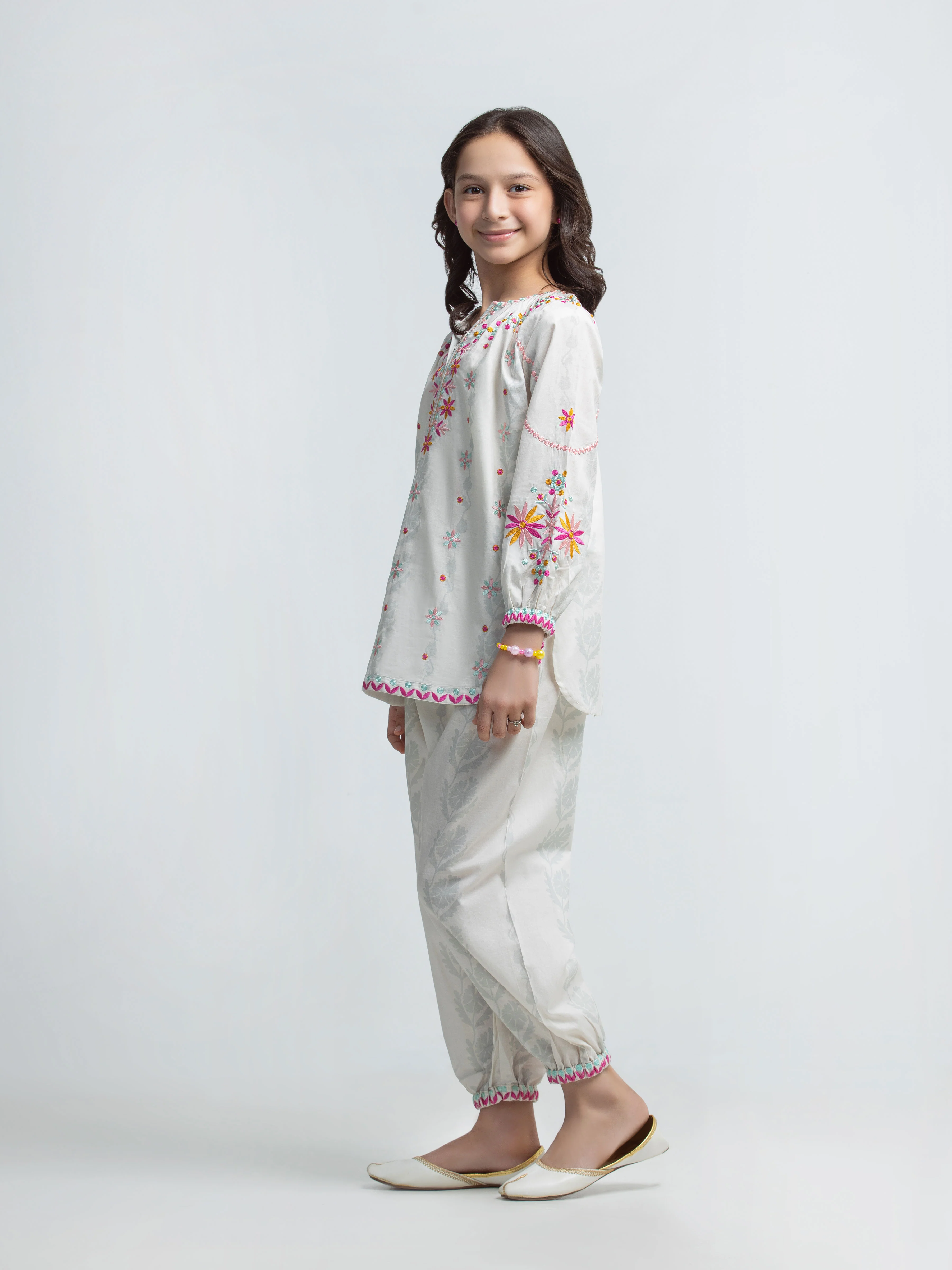 Embroidered Lawn Co-Ord Set - EGTKEP6-73083ST - Image 5