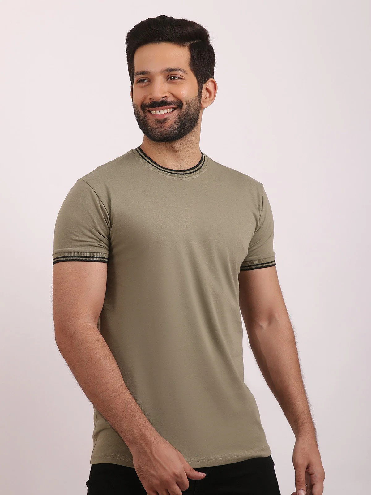 Crew Neck Classic Tee - EMTGT20-002 - Image 4