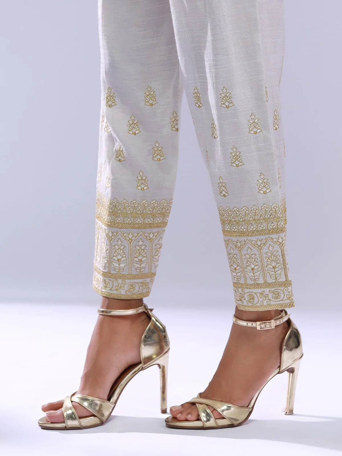 Embroidered Cotton Trouser - EWBE20-76221 - Image 2