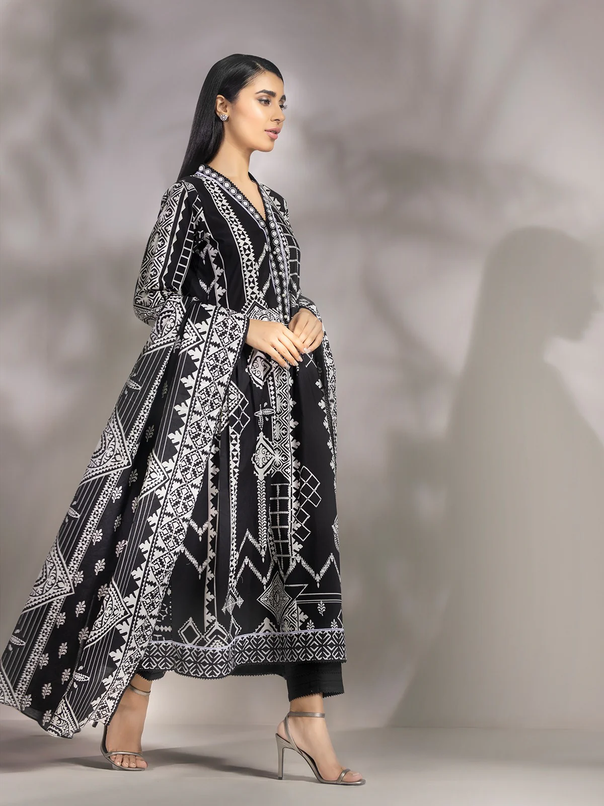 Printed Lawn Shirt Dupatta - EWU20M6-20113