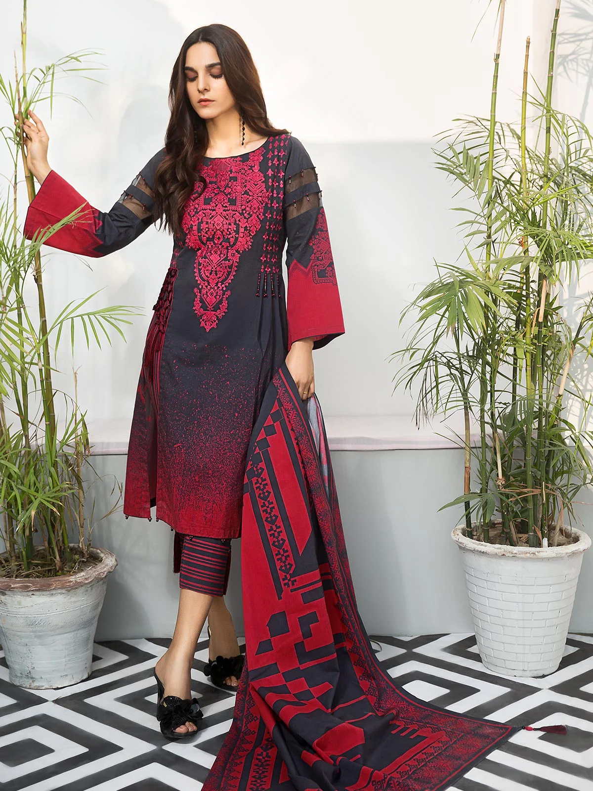 Embroidered Suit - EWU20V1-19940