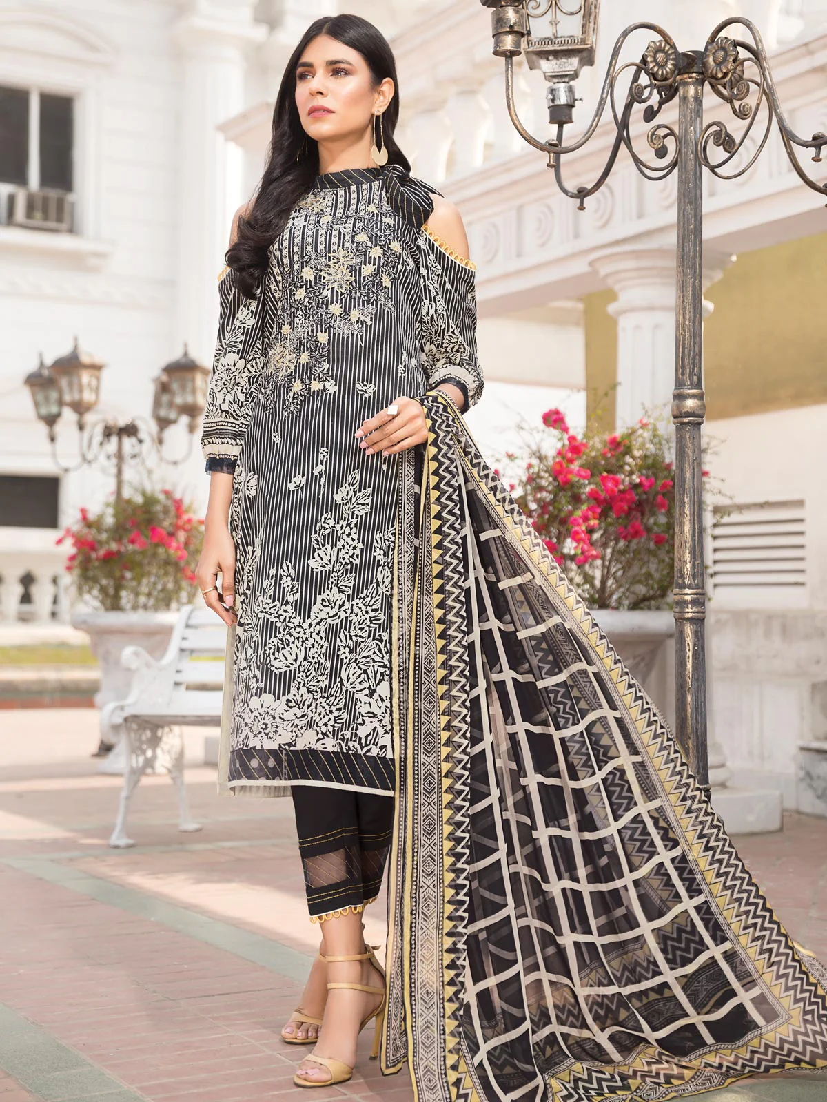Embroidered Chiffon Suit - EWU20V1-19973