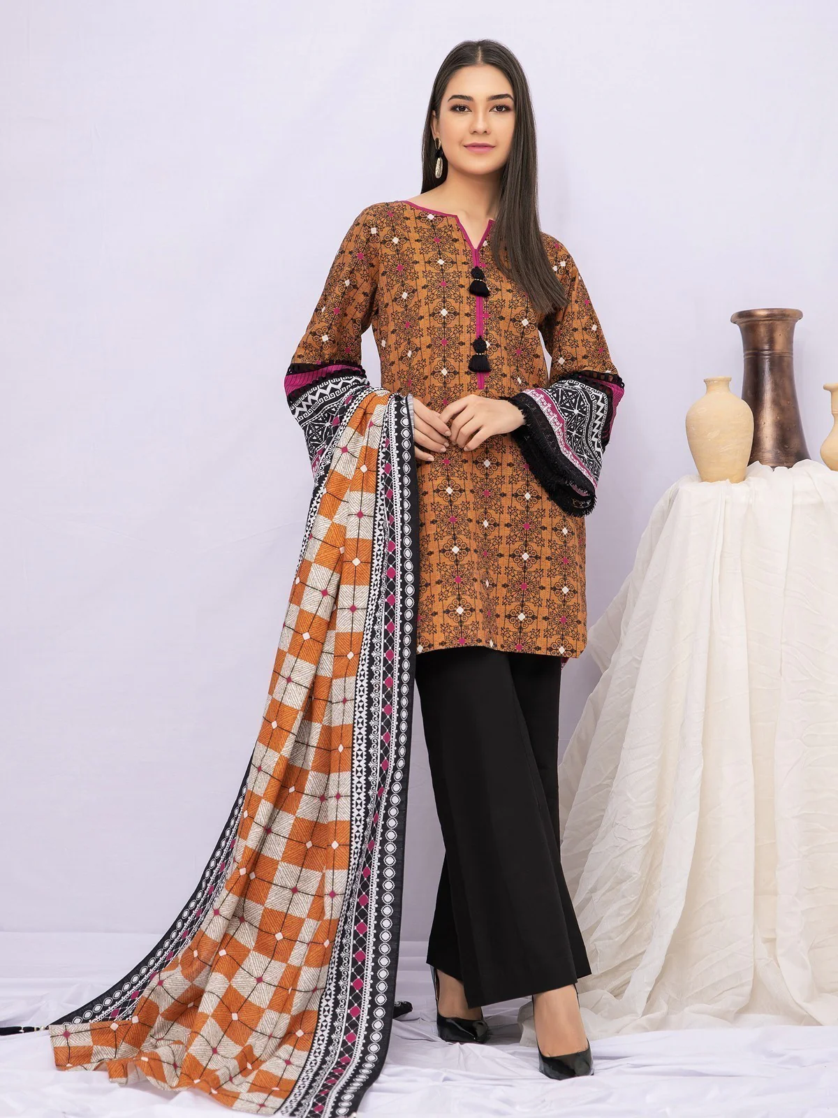 Printed Khaddar Suit - EWU21A9-21492