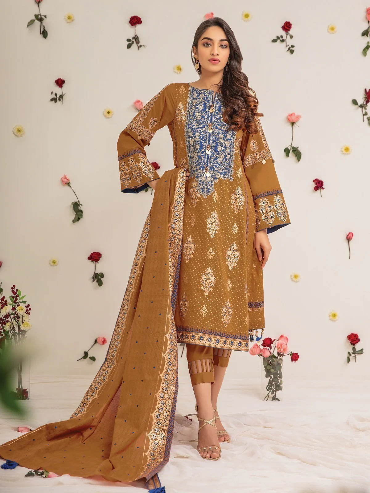 Embroidered Lawn Suit - EWU21V2-20436