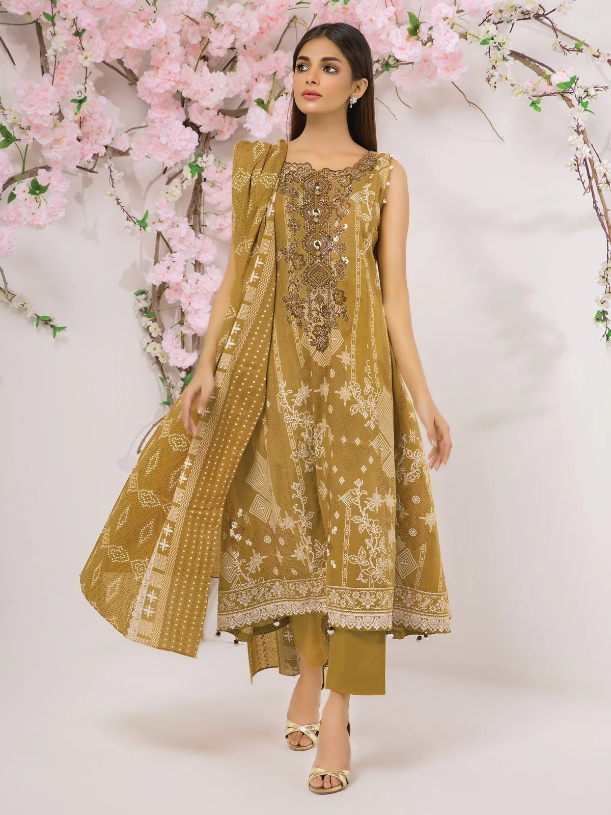 Embroidered Lawn Suit - EWU21V2-20440