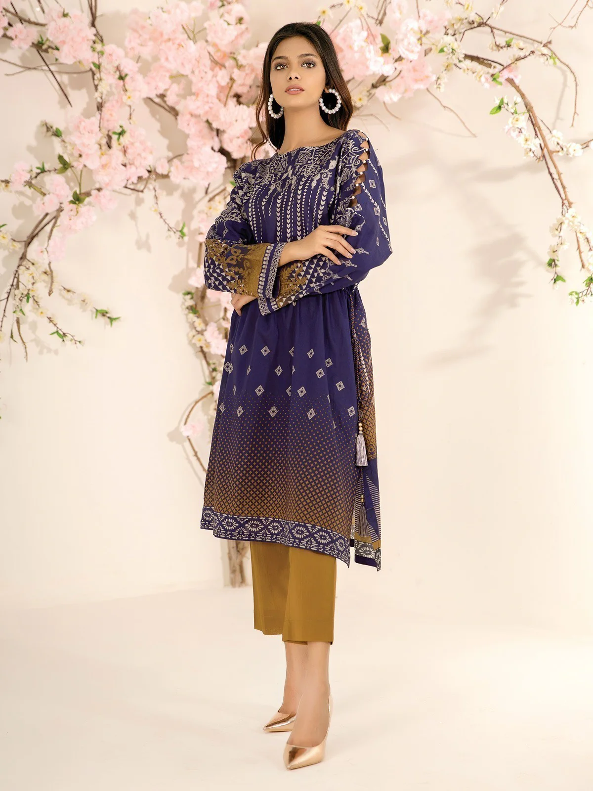 Embroidered Lawn Shirt - EWU21V2-20537