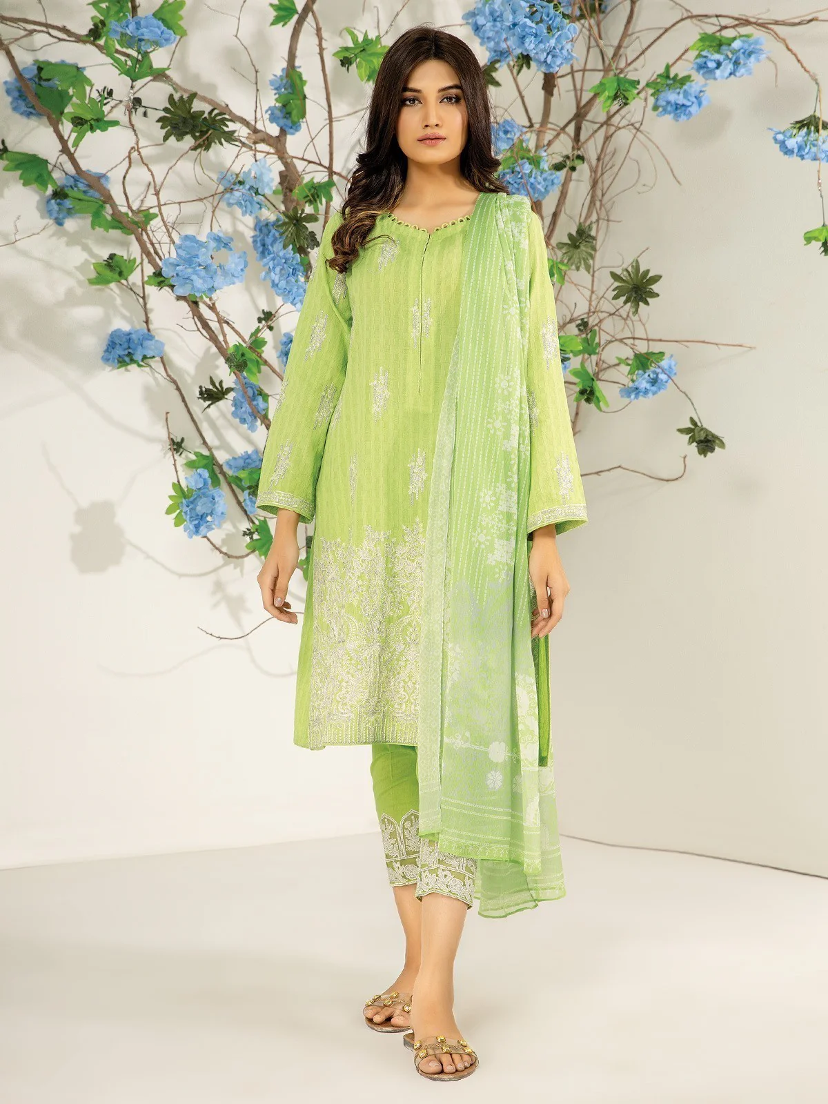 Embroidered Lawn Suit - EWU21V2-20849