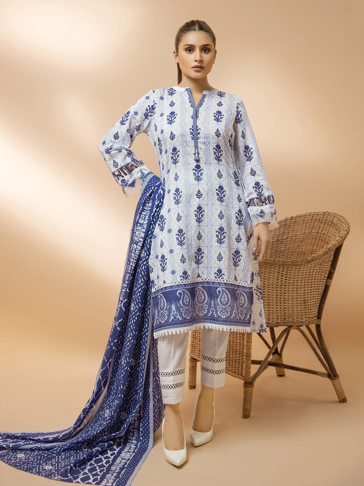 Printed Lawn Shirt Dupatta - EWU22A1-23214