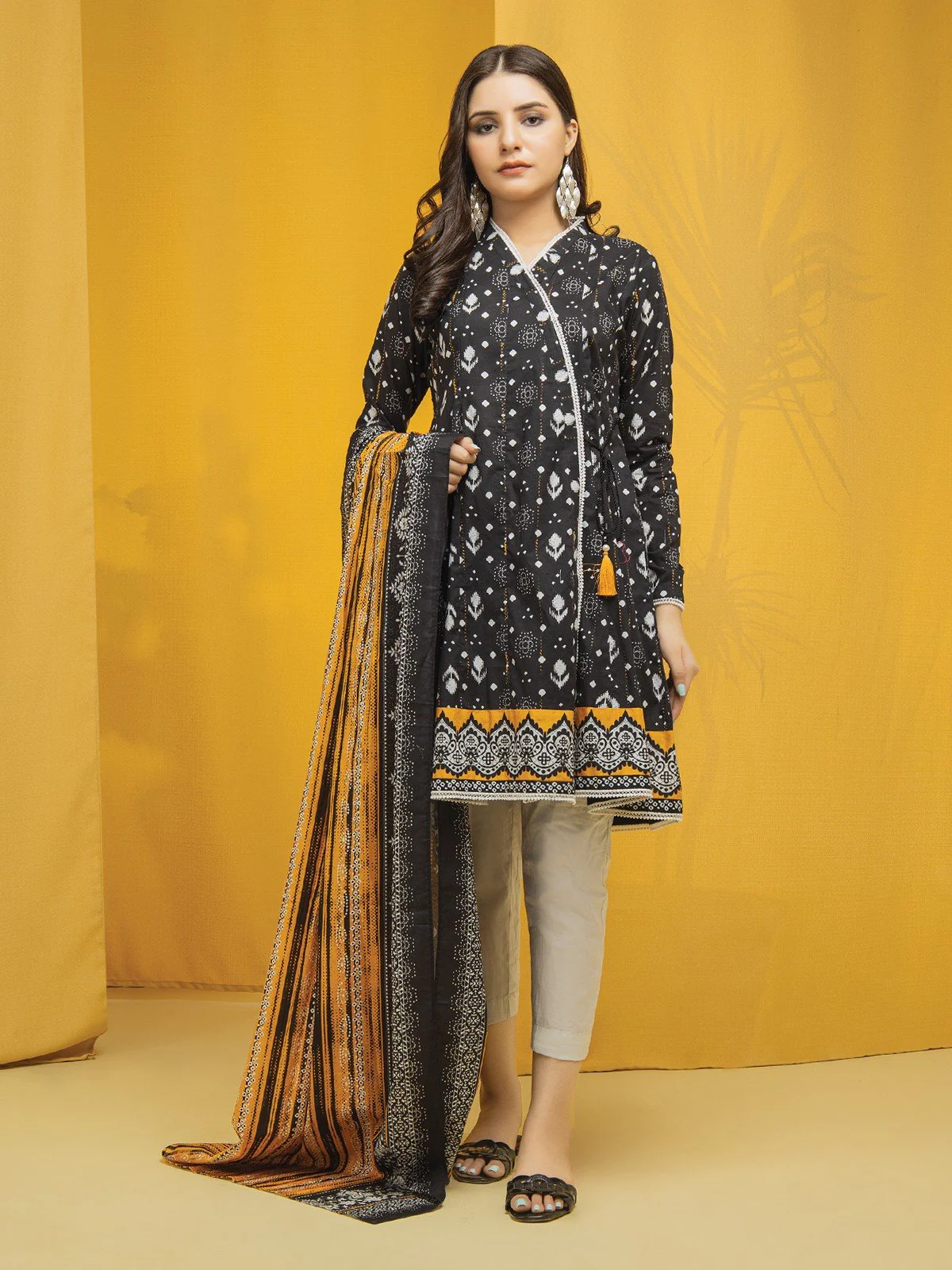 Printed Lawn Shirt Dupatta - EWU22A1-23233