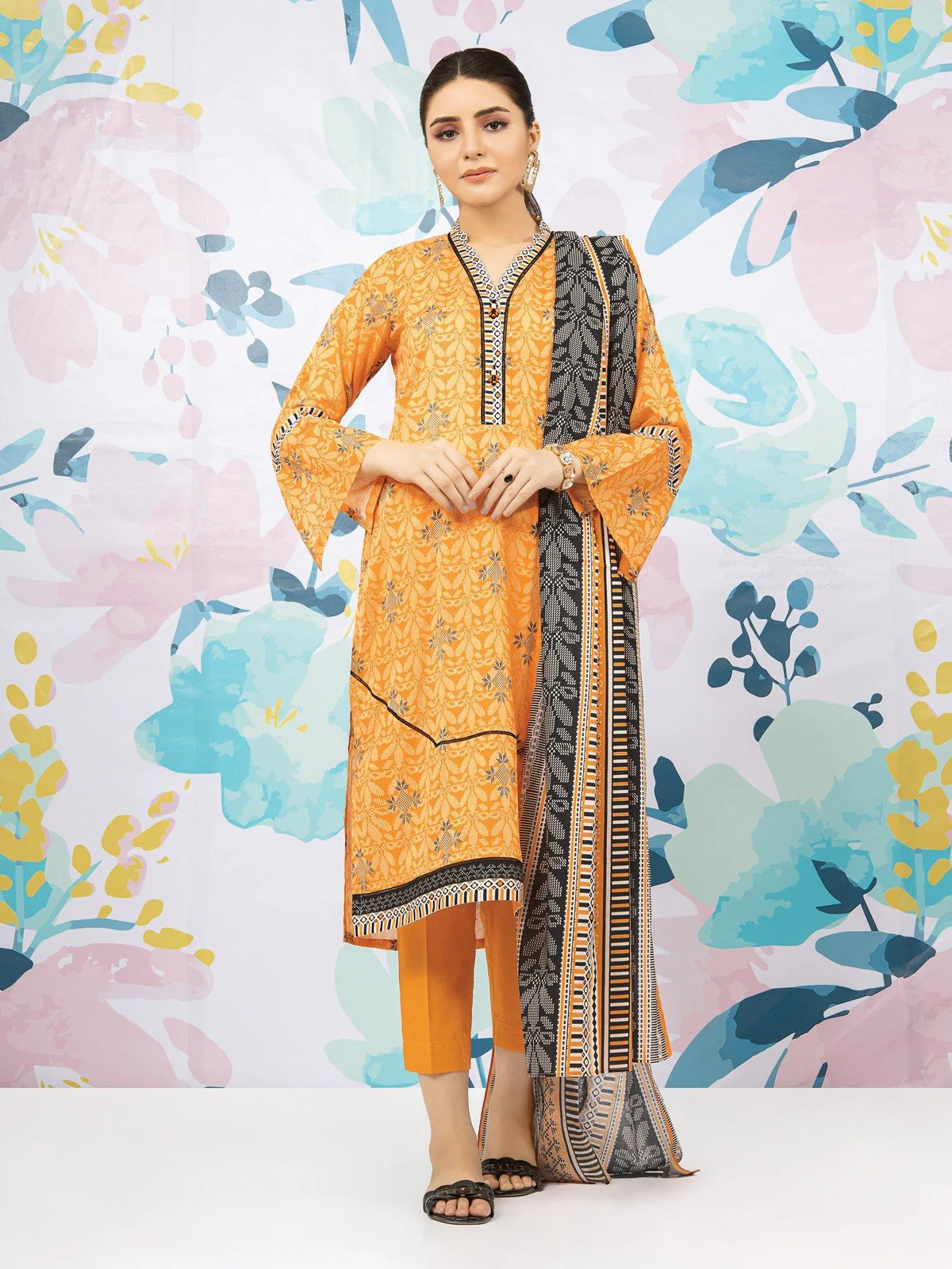 Printed Lawn Shirt Dupatta - EWU22A1-23431SD