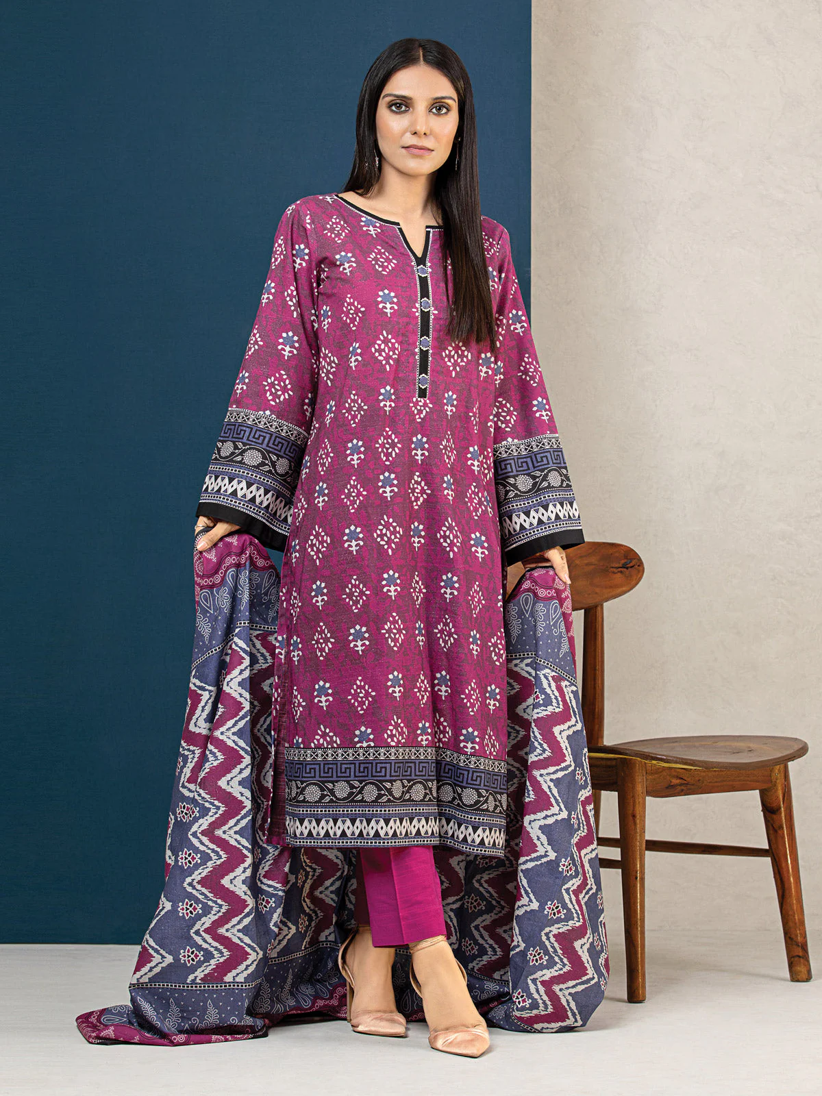 Printed Khaddar Suit - EWU22A3-24701XXL