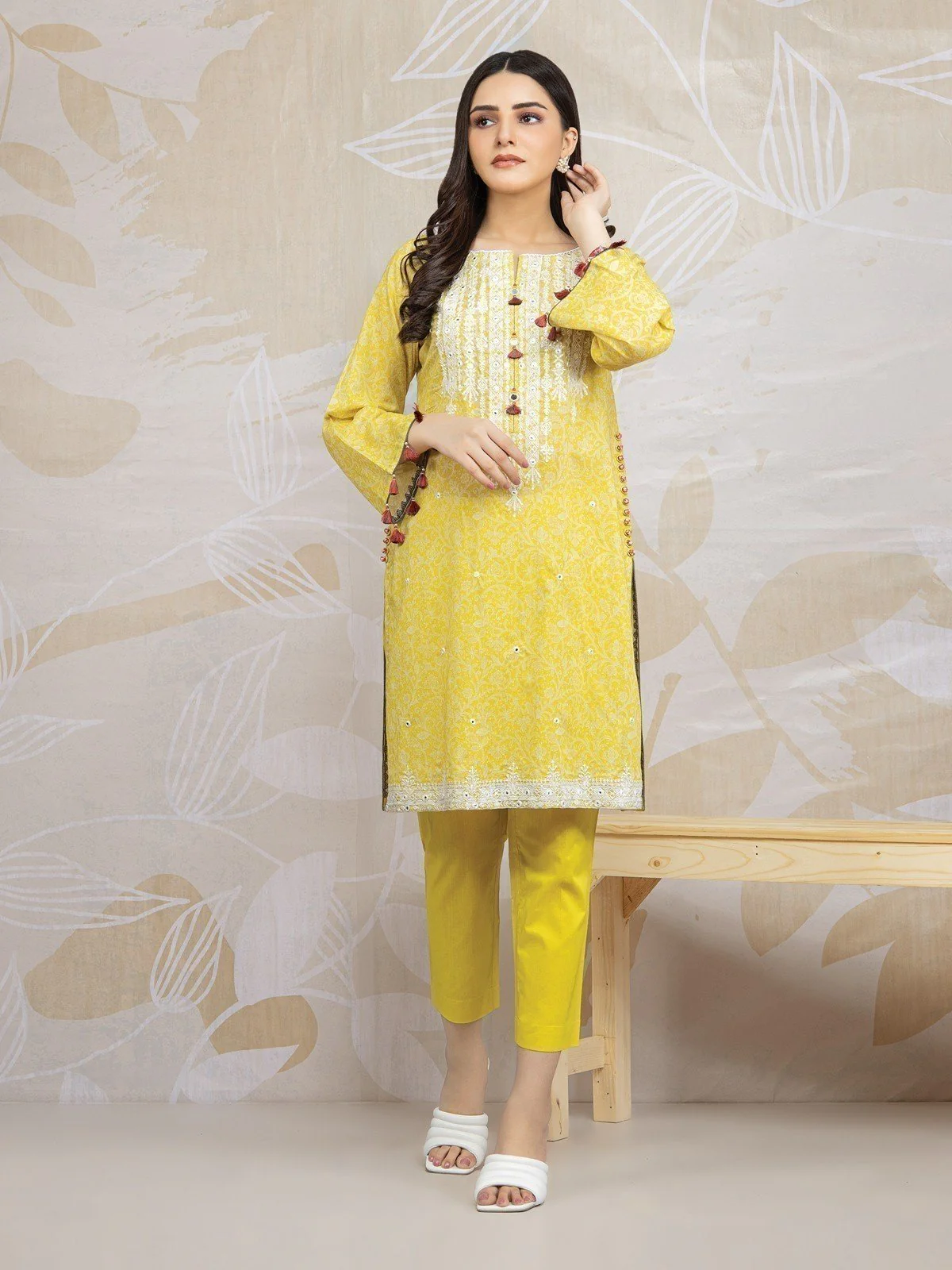 Embroidered Lawn Shirt - EWU22V1-23546