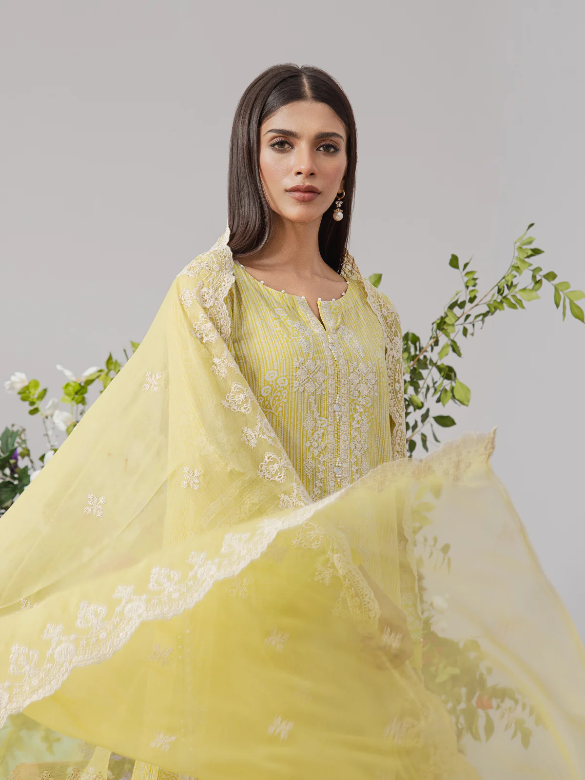 Embroidered Lawn Suit - EWU22V1-26510 - Image 7