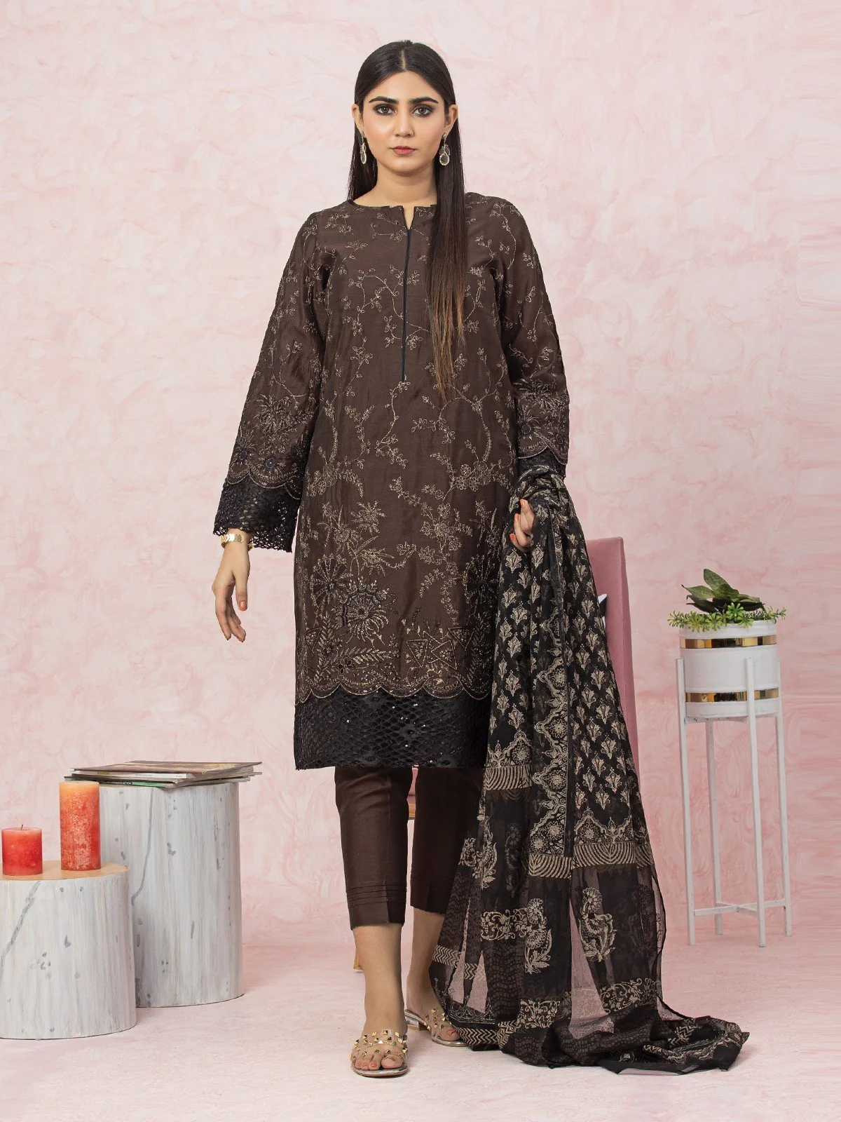 Embroidered Net Suit - EWU22V15-25083