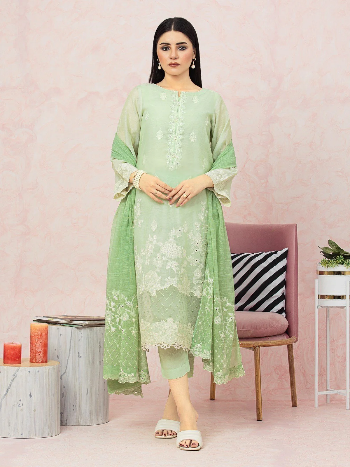Embroidered Chanderi Suit - EWU22V6-25103