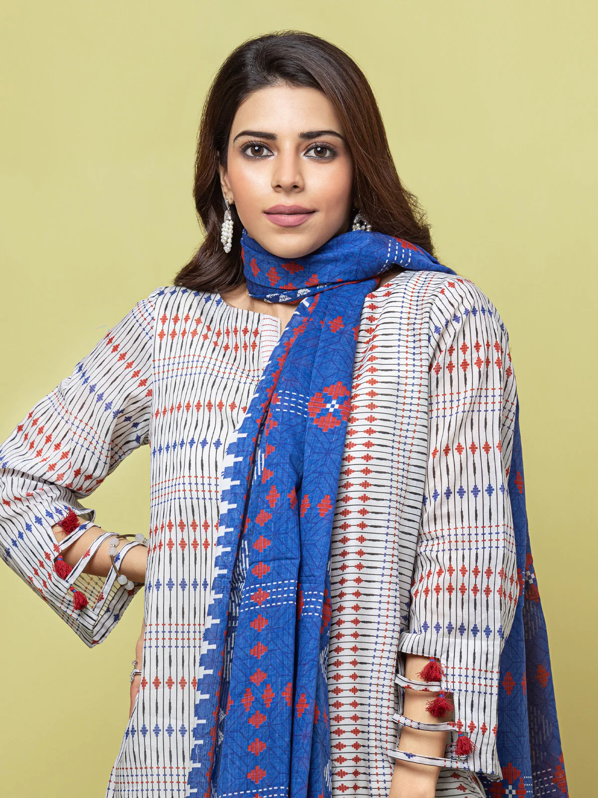 Printed Lawn Suit - EWU23A1-26085 - Image 2