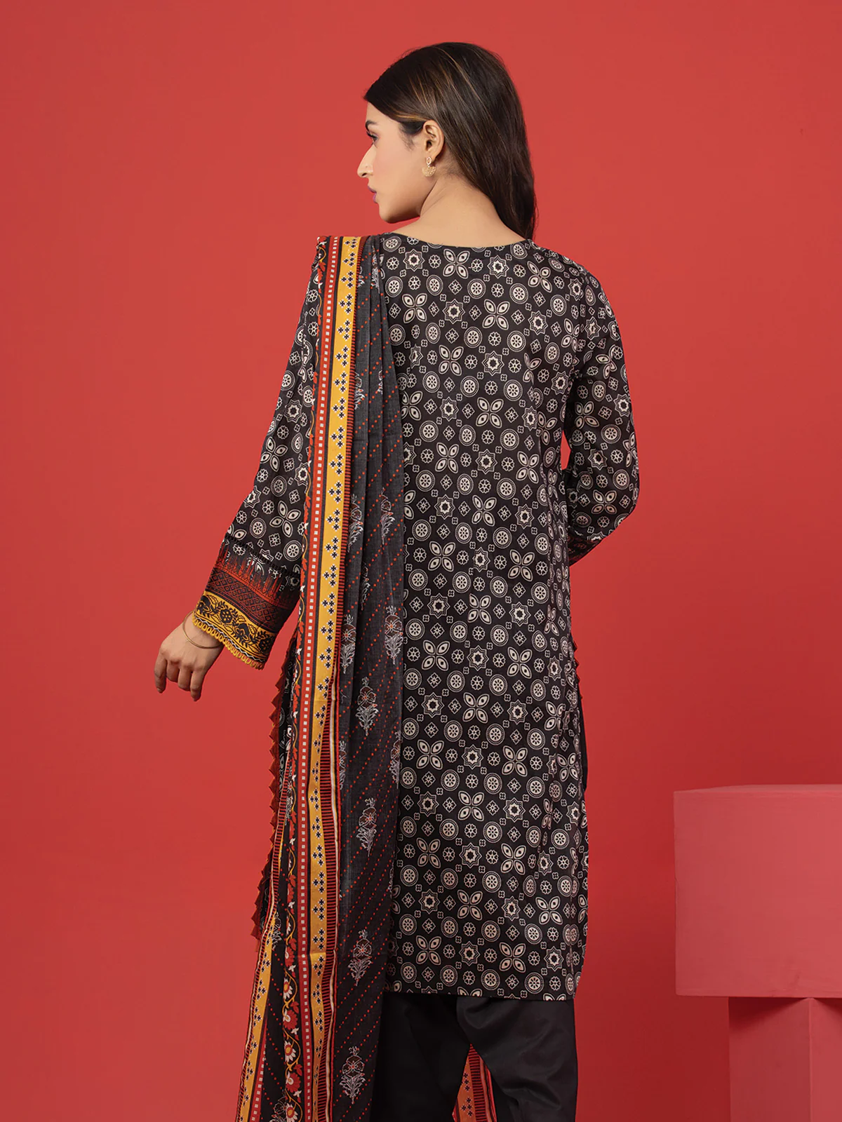 Printed Lawn Suit - EWU23A1-26387 - Image 5