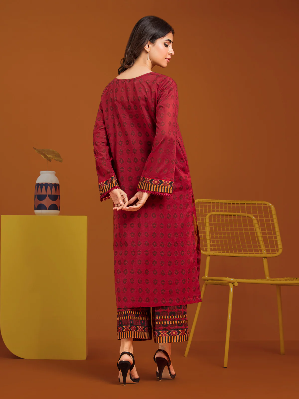 Printed Khaddar Shirt Trouser - EWU23A3-26405ST - Image 4