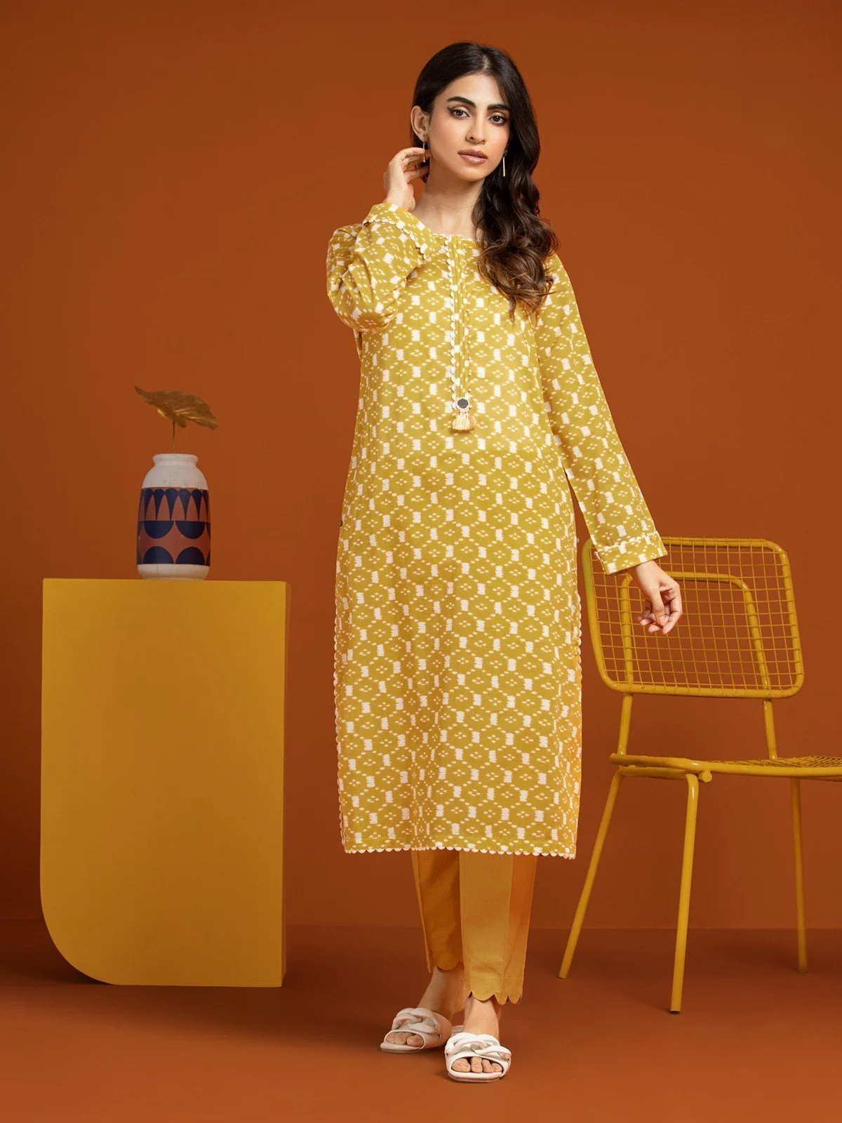 Printed Khaddar Shirt Trouser - EWU23A3-26407ST