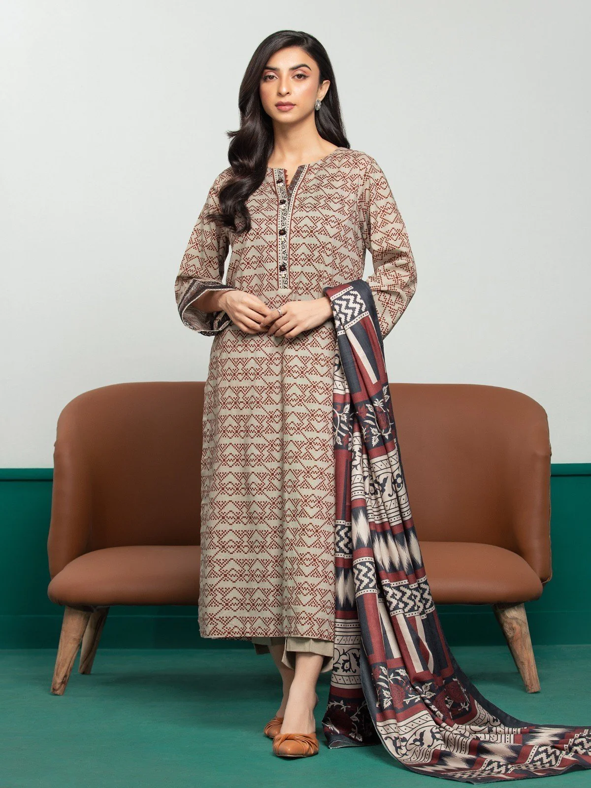 Printed Khaddar Suit - EWU23A3S-27608-3P