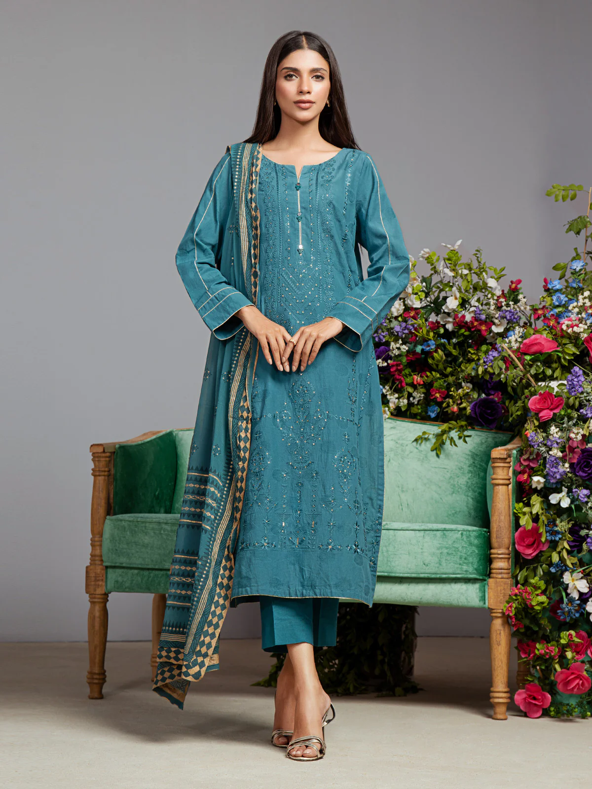 Embroidered Dobby Suit - EWU23V7-26738-3P