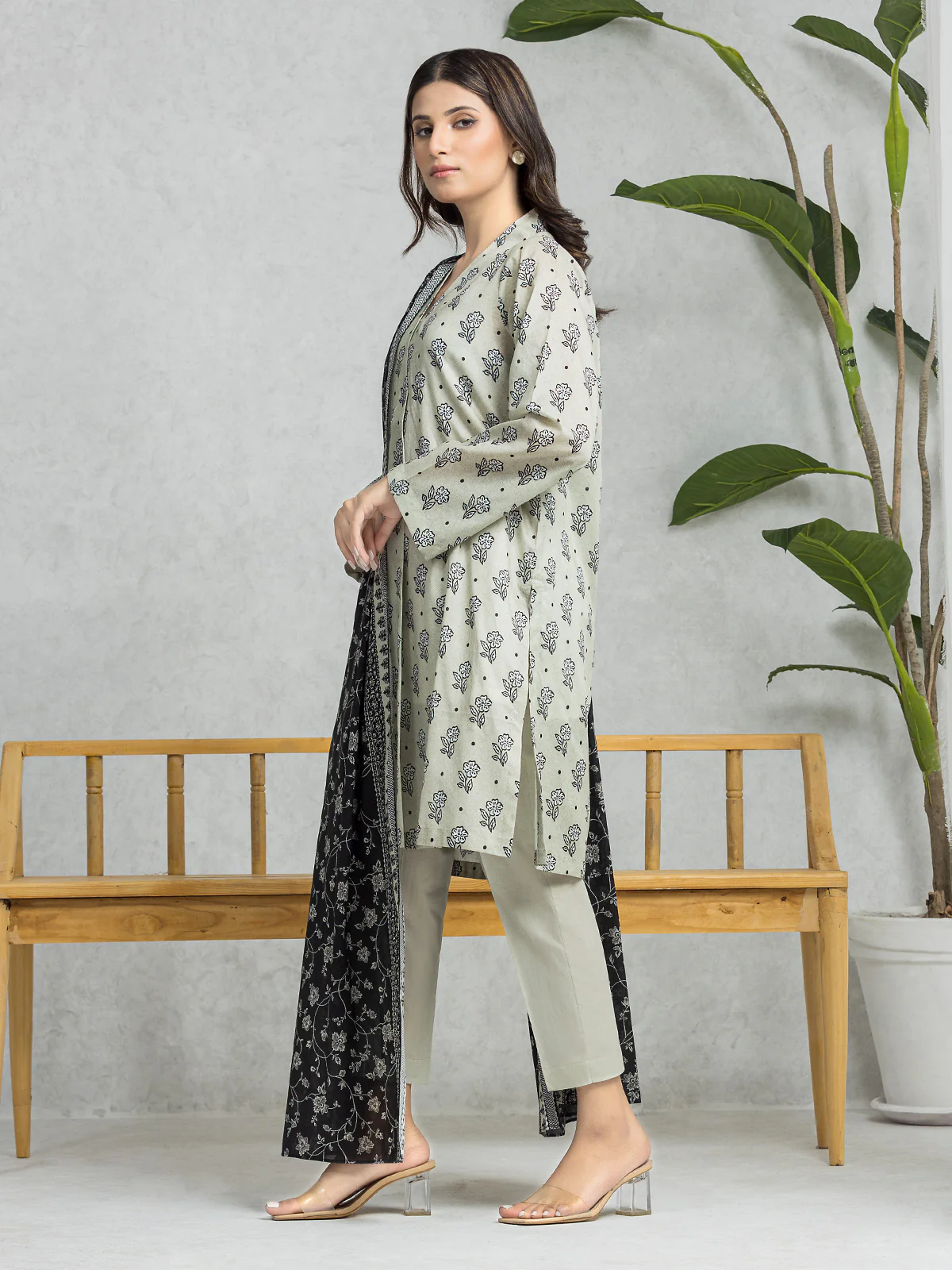 Printed Lawn Suit - EWU24A1-28573-3P - Image 5