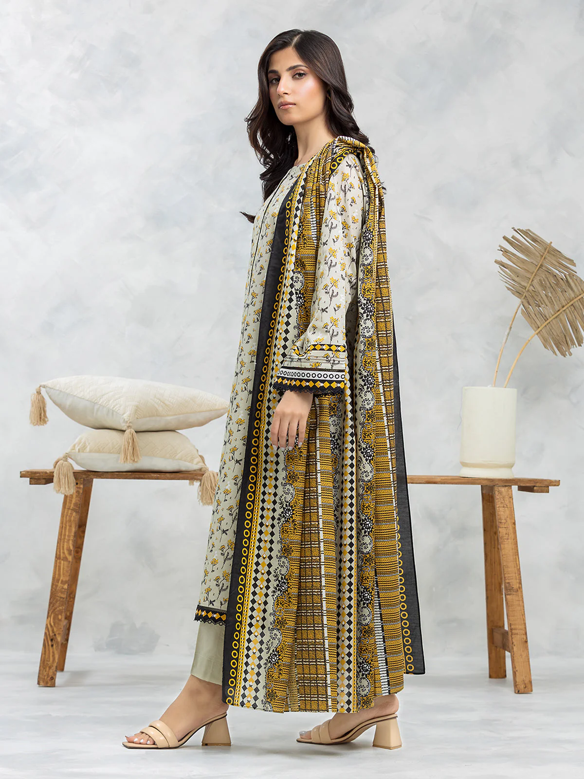 Printed Lawn Suit - EWU24A1-29077-3P - Image 2
