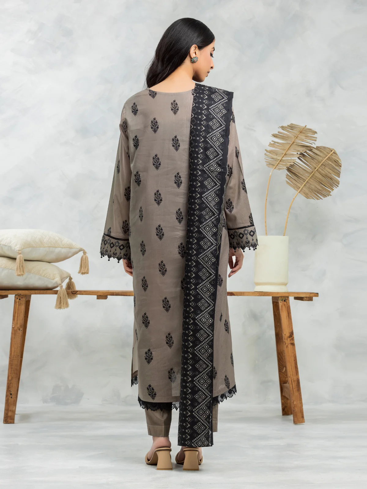 Printed Lawn Suit - EWU24A1-29472-3P - Image 4