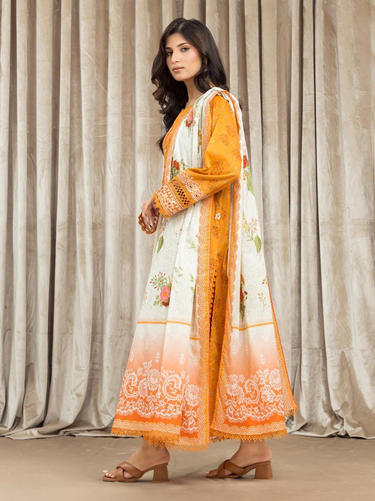 Embroidered Lawn Suit - EWU24V1-30036-3P - Image 5