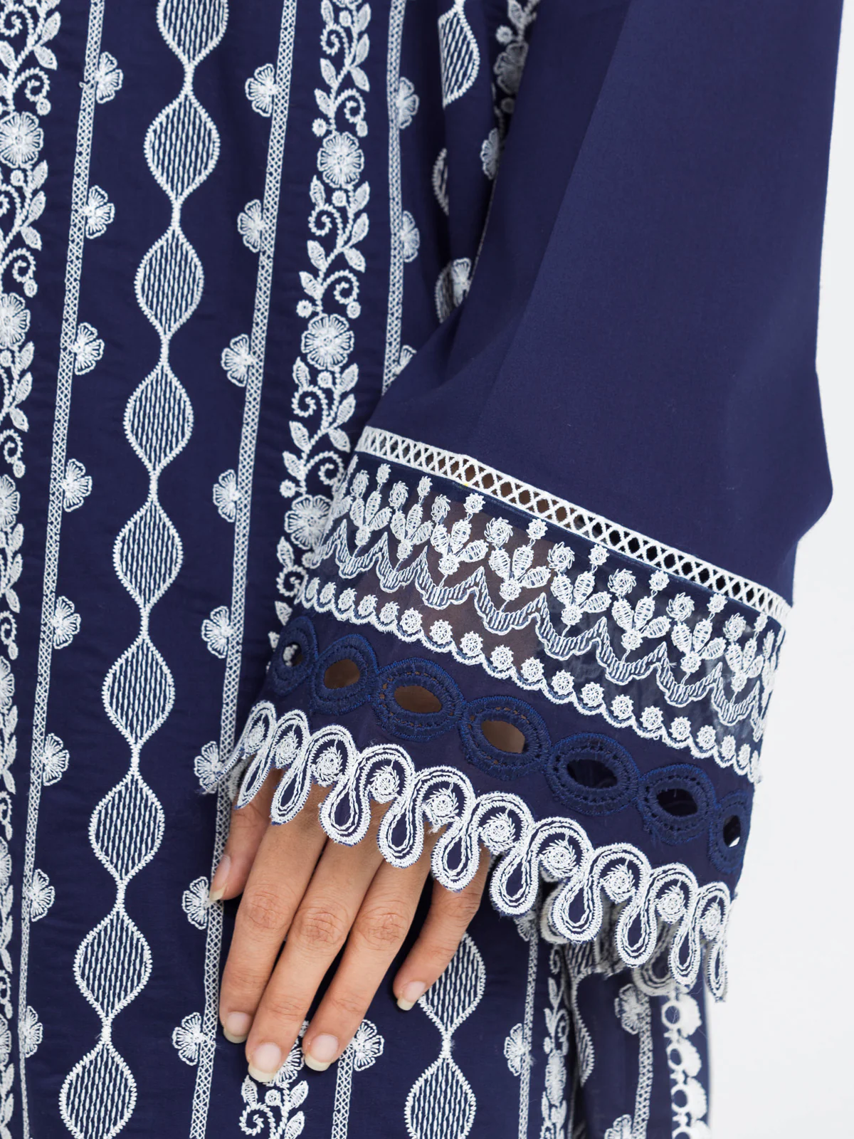 Embroidered Cambric Suit - EWU24V2-30136-3P - Image 3