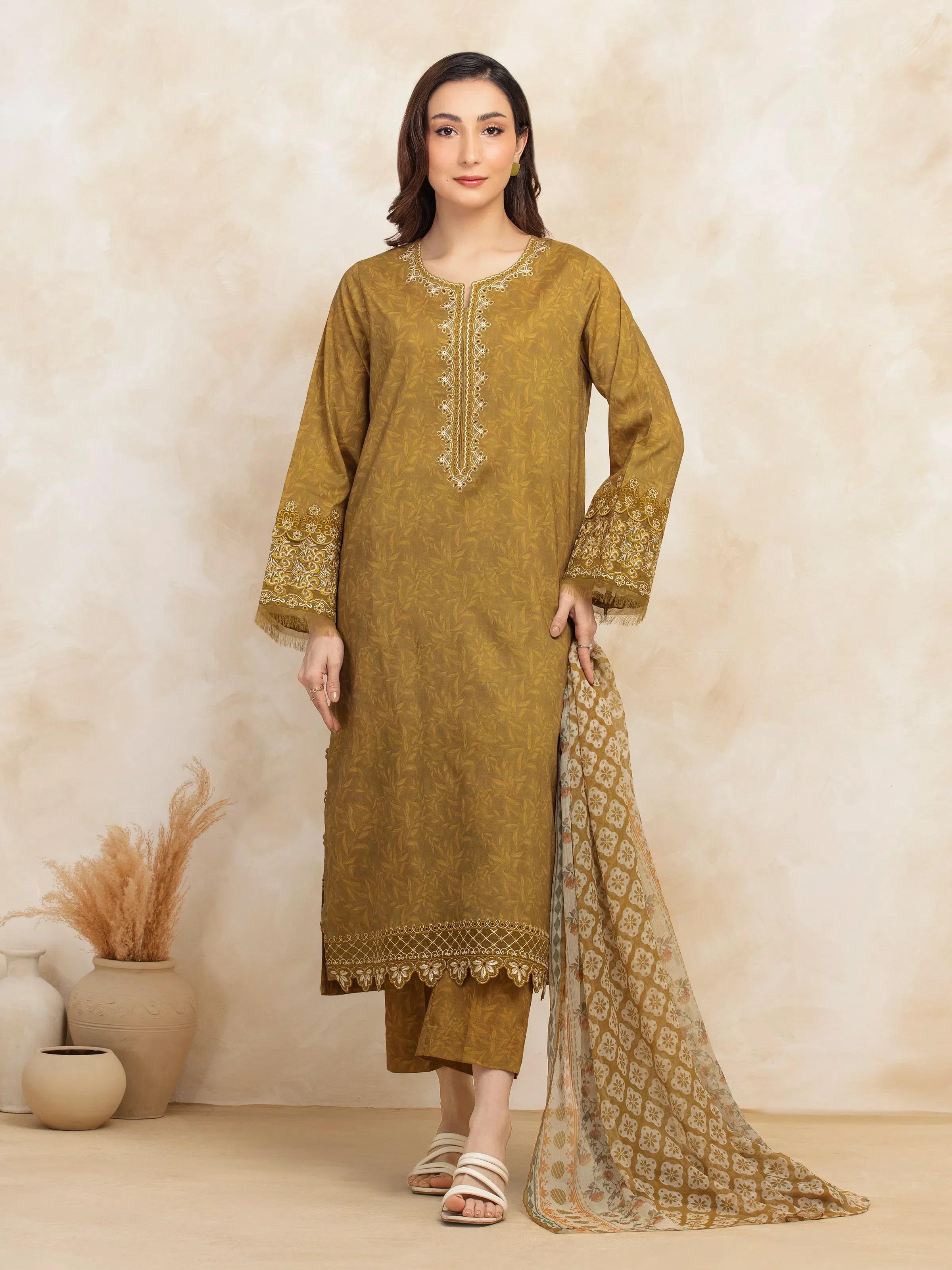 Embroidered Lawn Shirt Dupatta - EWU5V1-31095SD - Image 2