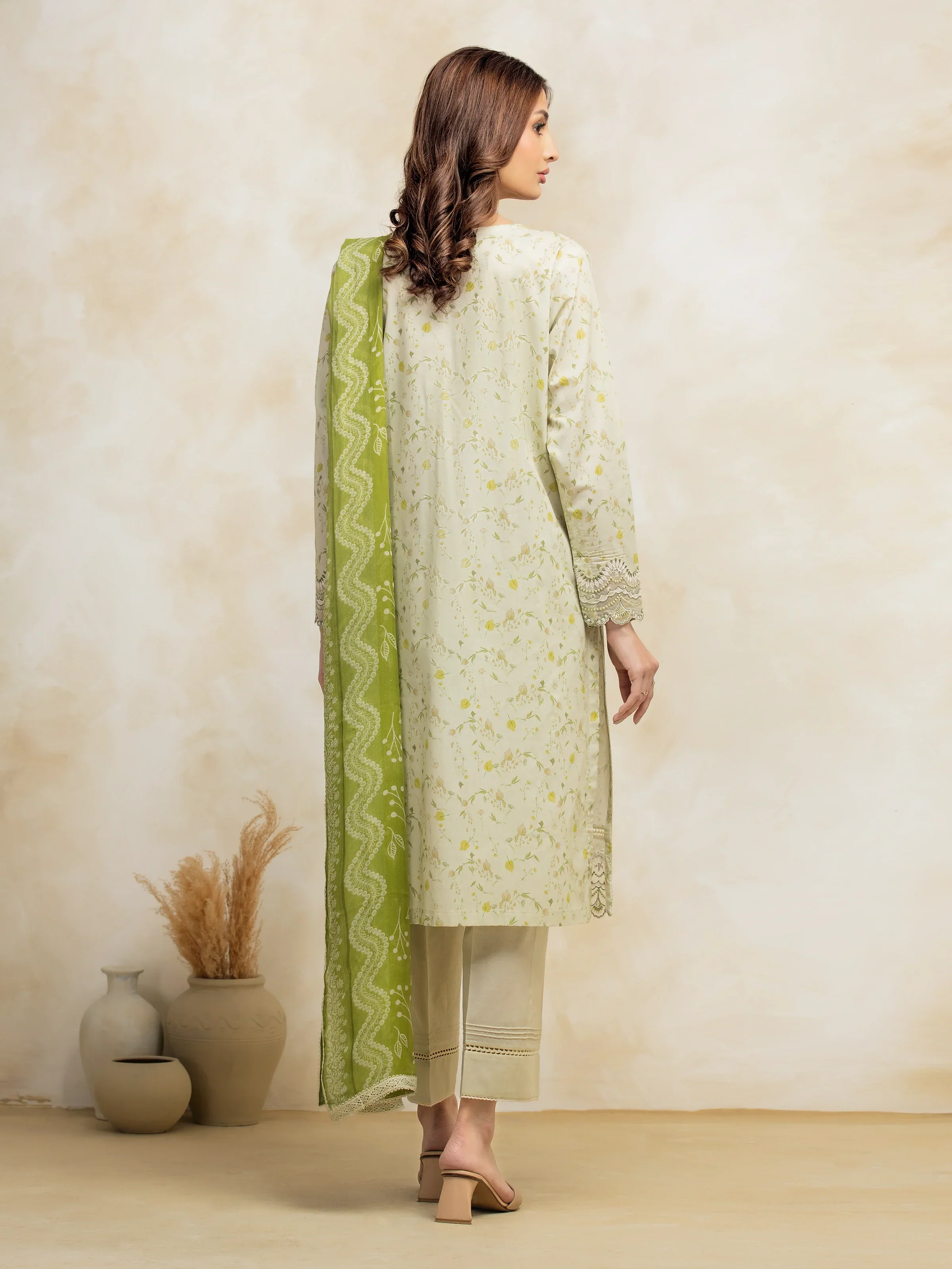 Embroidered Lawn Shirt Trouser - EWU5V1-31188ST - Image 4