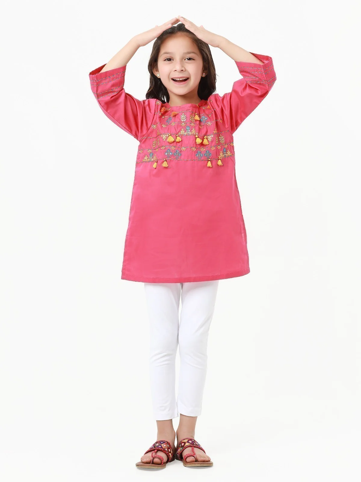 Embroidered Lawn Shirt - EGTKE22-70488 - Image 3