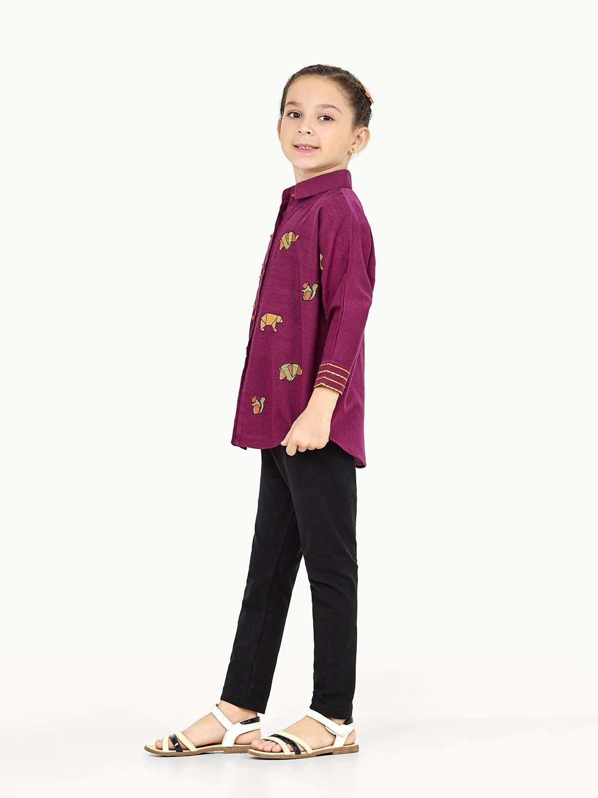 Embroidered Khaddar Shirt - EGTKE22-70326 - Image 4