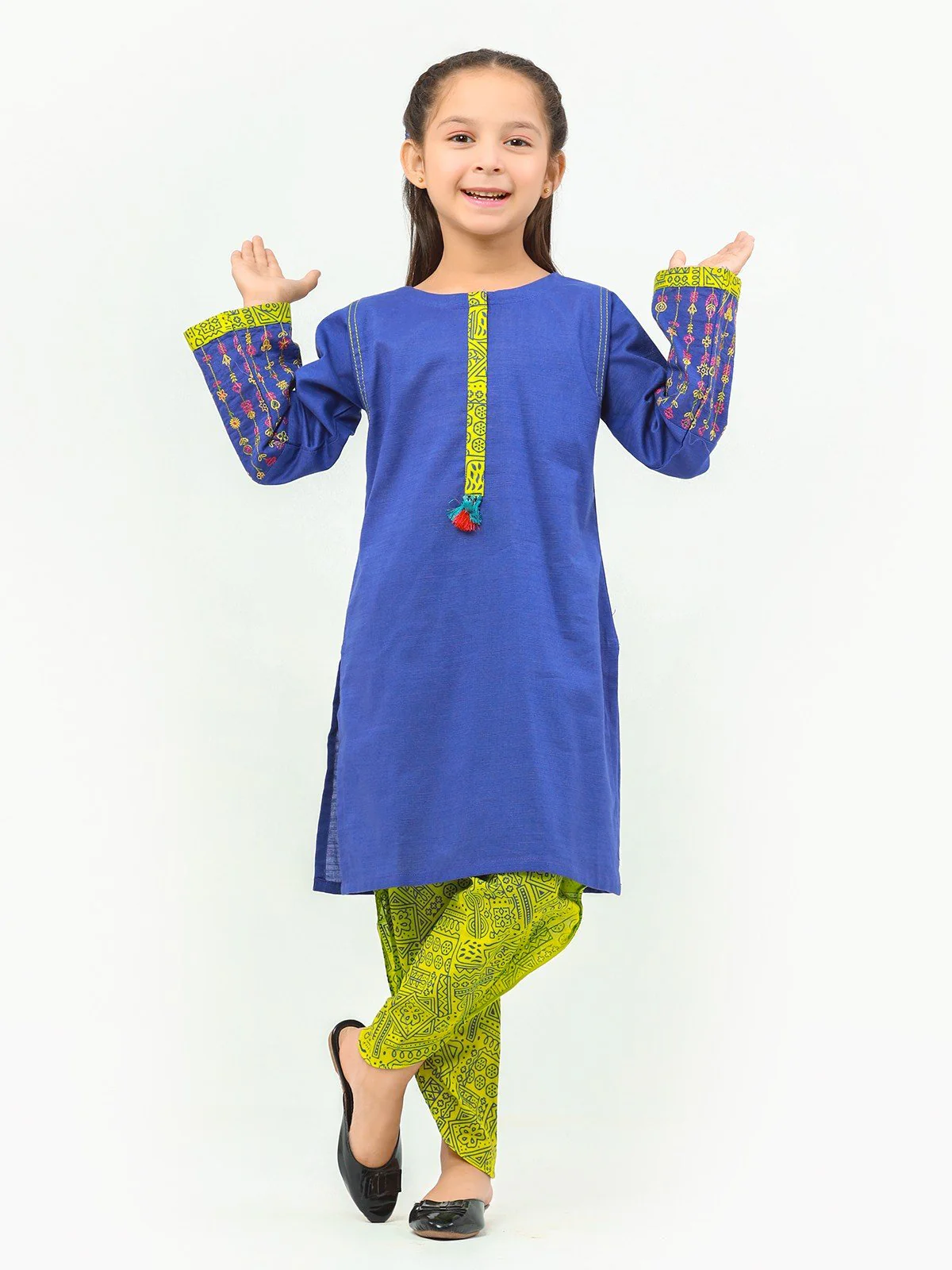 Embroidered Lawn Shirt Trouser - EGTKE22-70339 (2-Pcs)