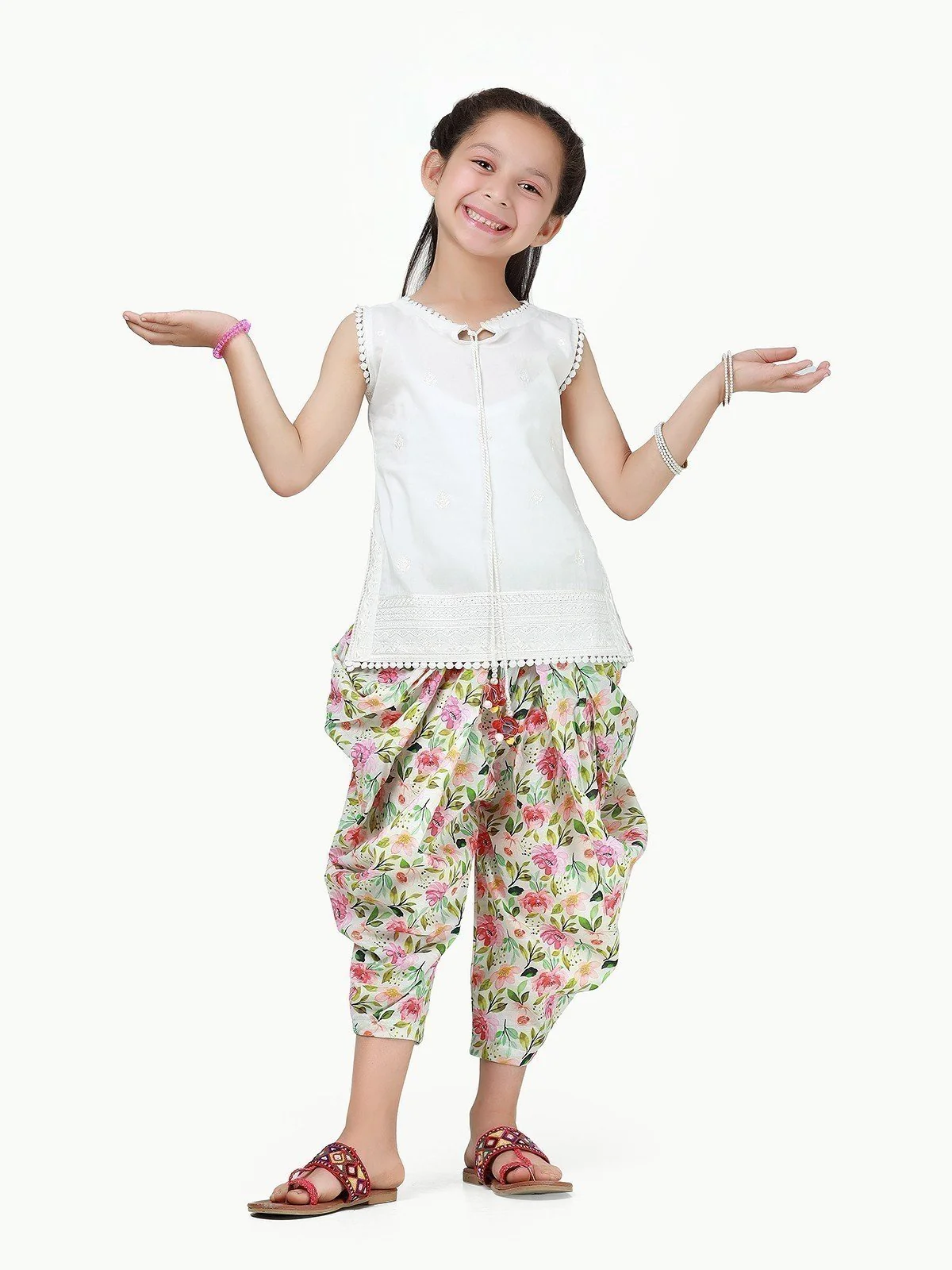 Embroidered Lawn Shirt Trouser - EGTKE23-70337 (ST)