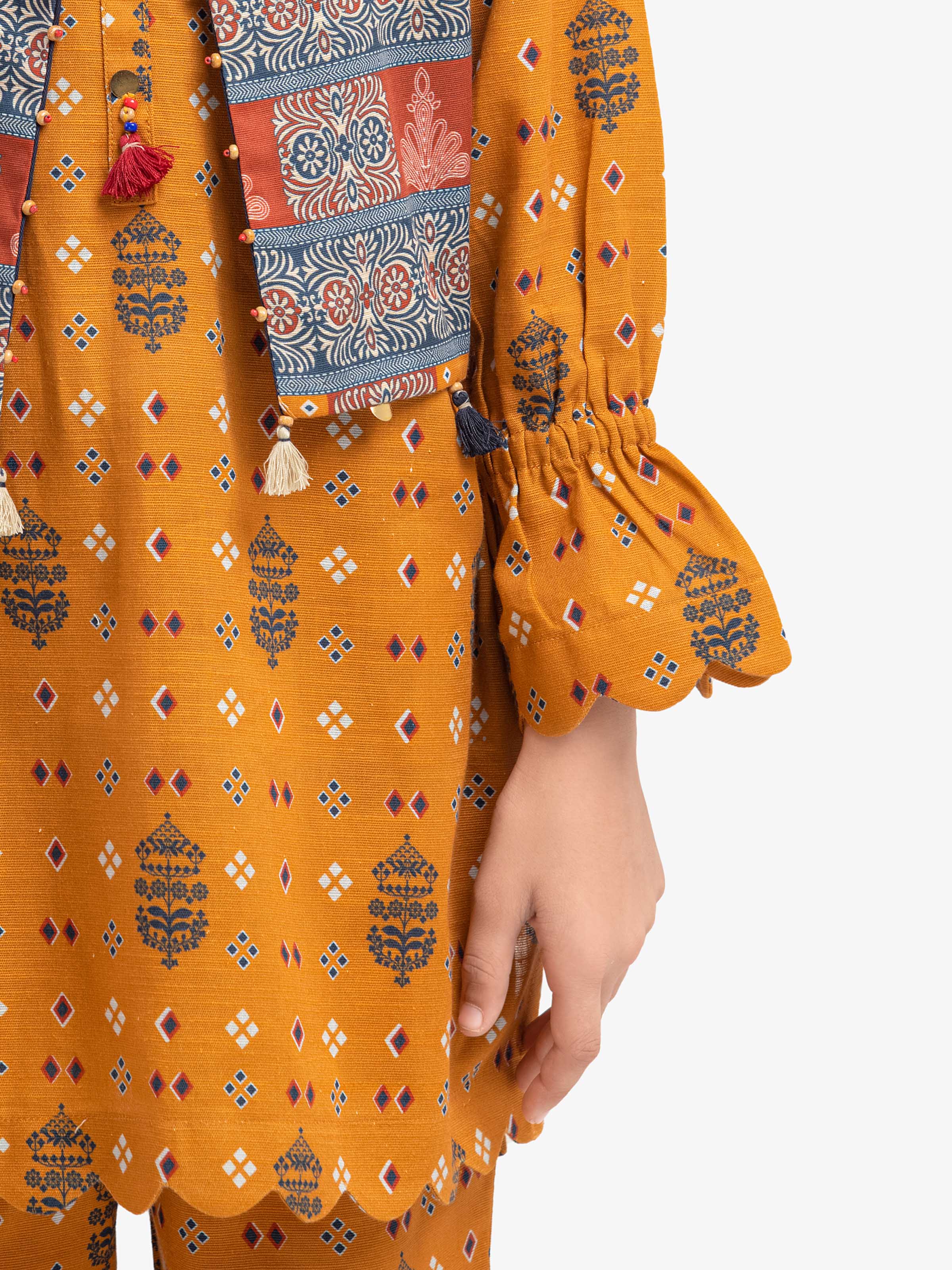Printed Khaddar Co-Ord Set - EGTKP5-70815ST - Image 4