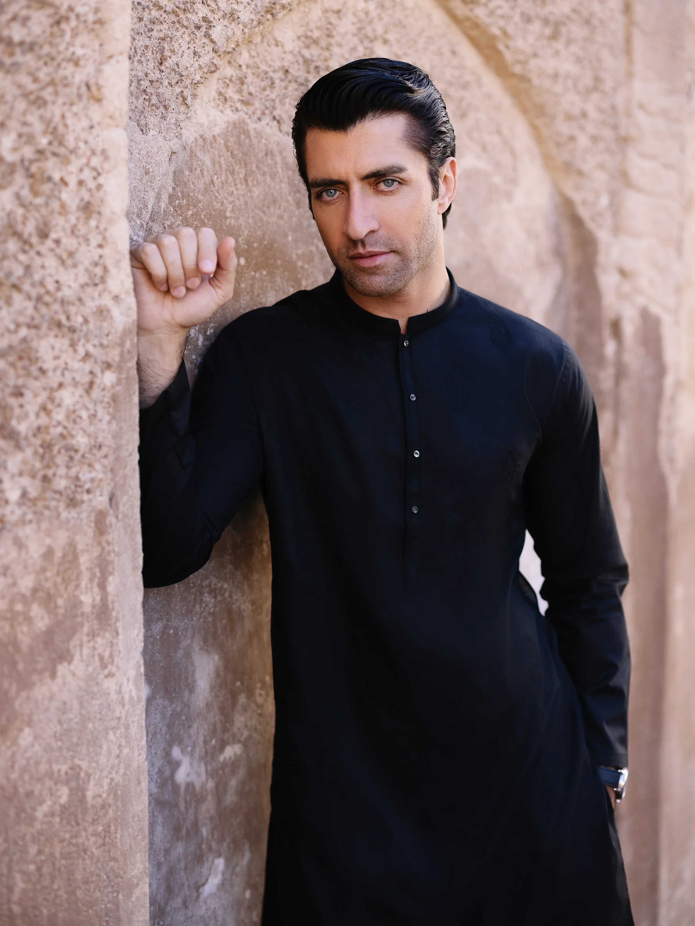 Embroidered Cotton Kurta - EMTK25S-99494 - Image 5